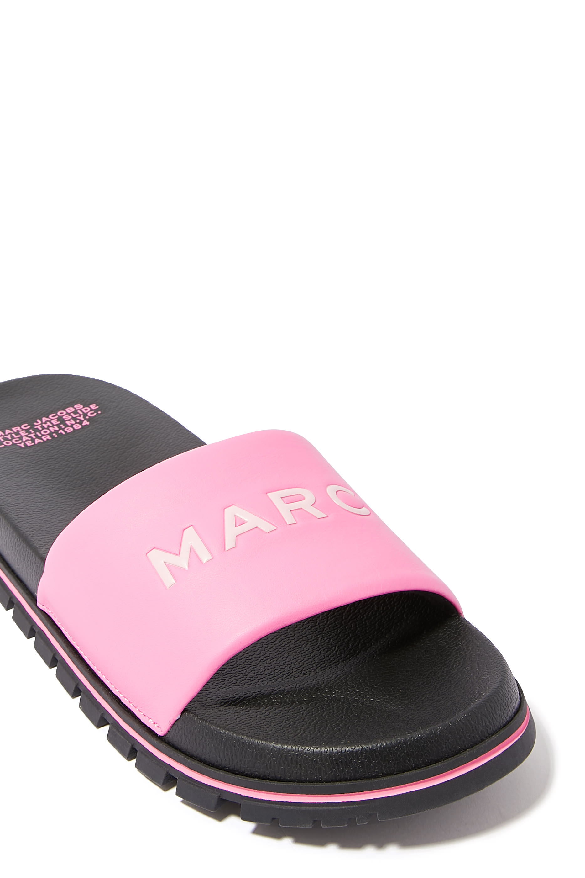 حذاء خفيف بشعار الماركة لحمام السباحة جلد