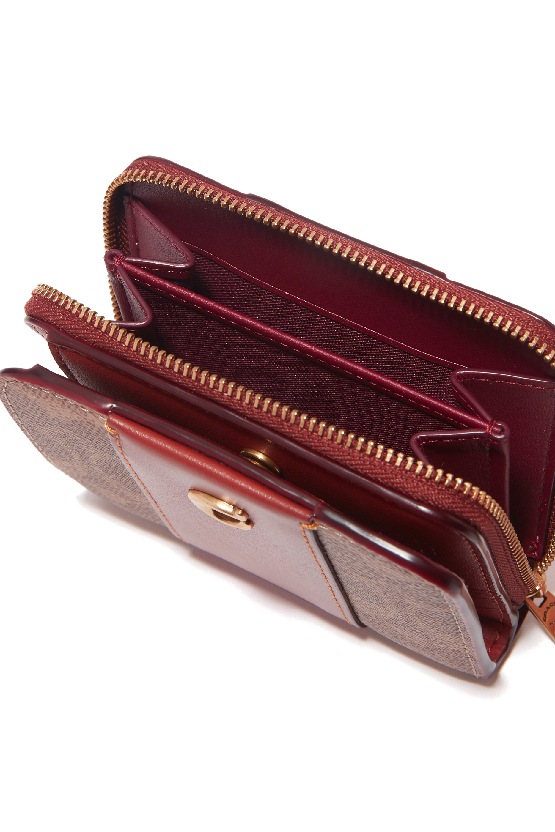 محفظة ثنائية الطي بشعار الماركة