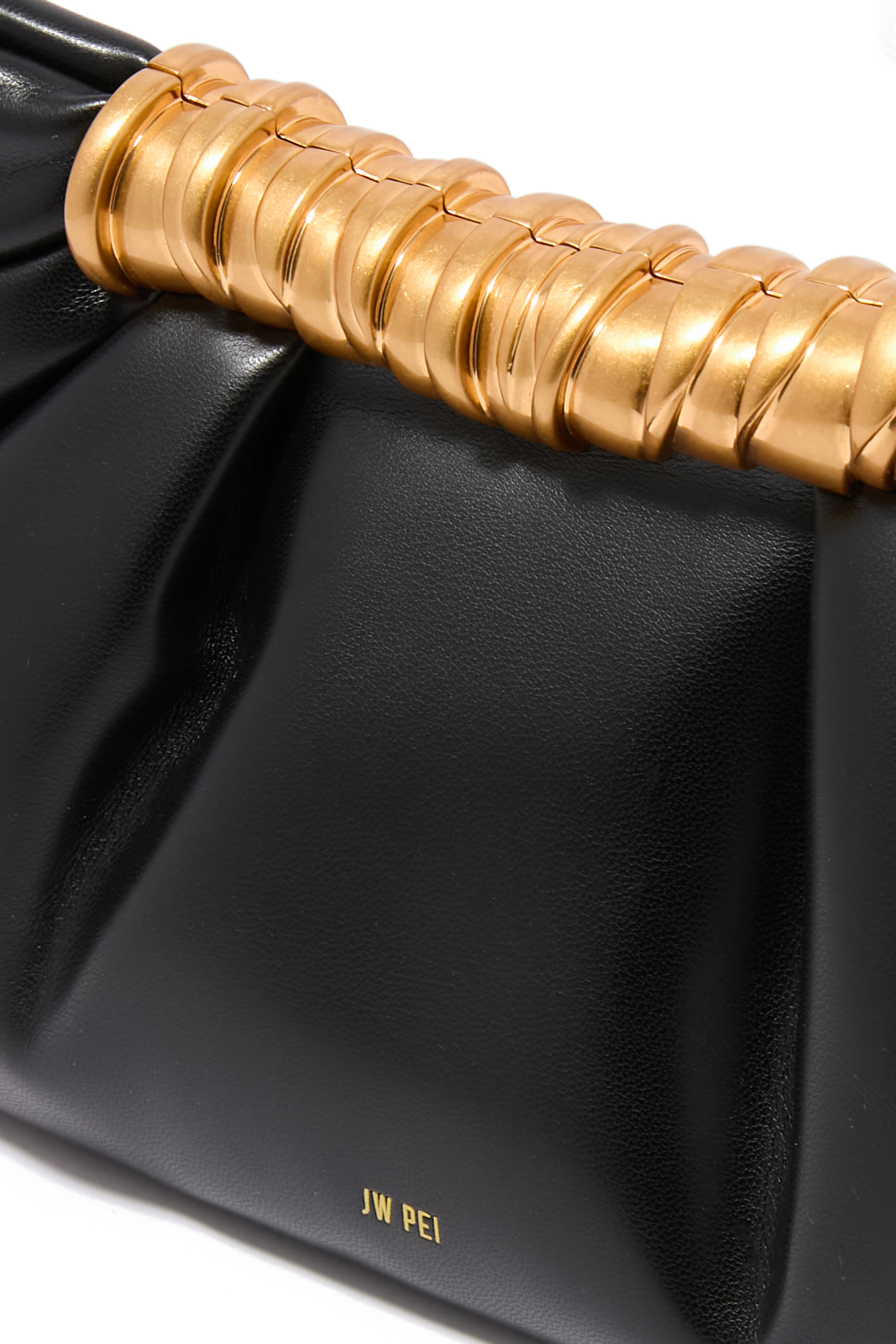 حقيبة كلاتش ليا بطيات