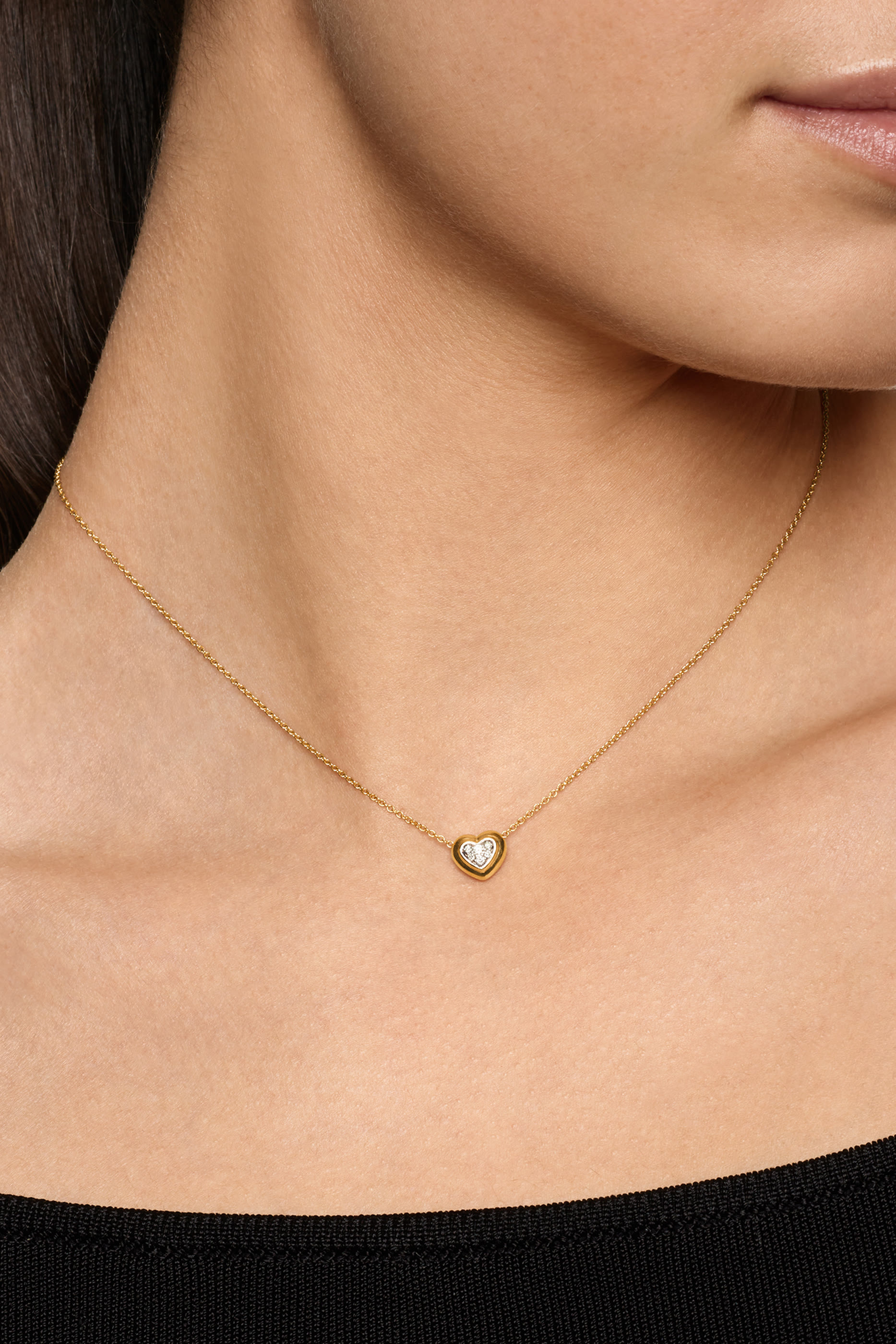 قلادة بحلية بتصميم قلب منفوخ مرصعة بماس، ذهب أصفر عيار 18