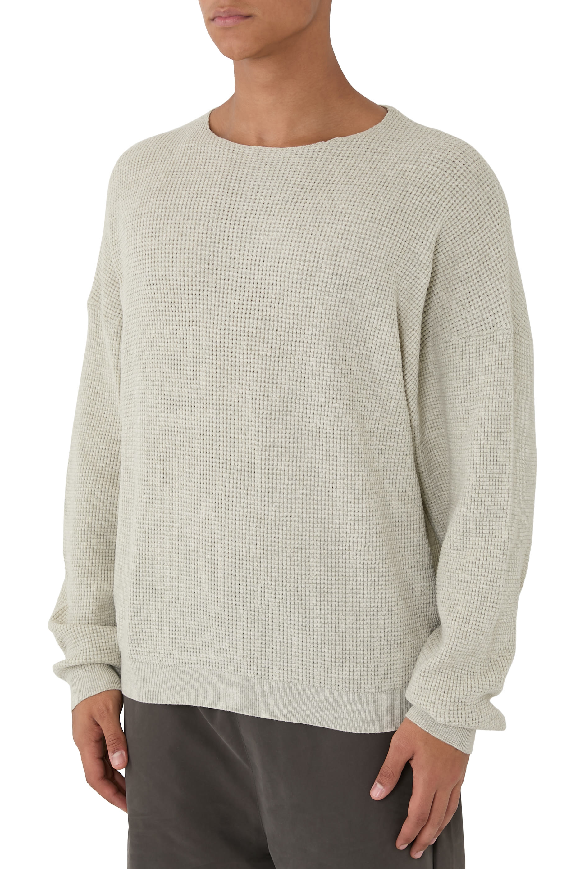 كنزة بياقة ضيقة نسيج متشابك