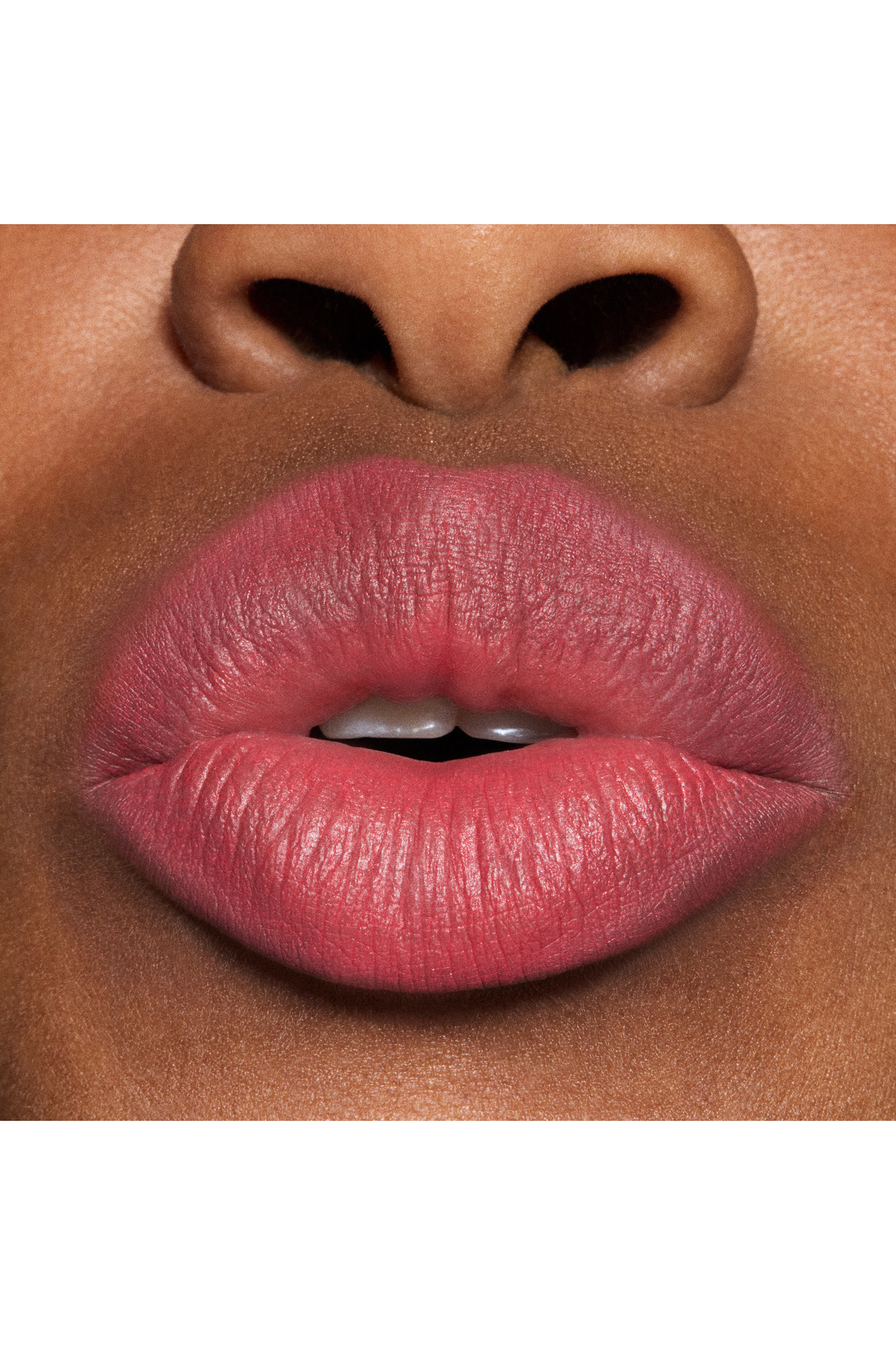 أحمر شفاه باودر كيس هايزي غير لامع