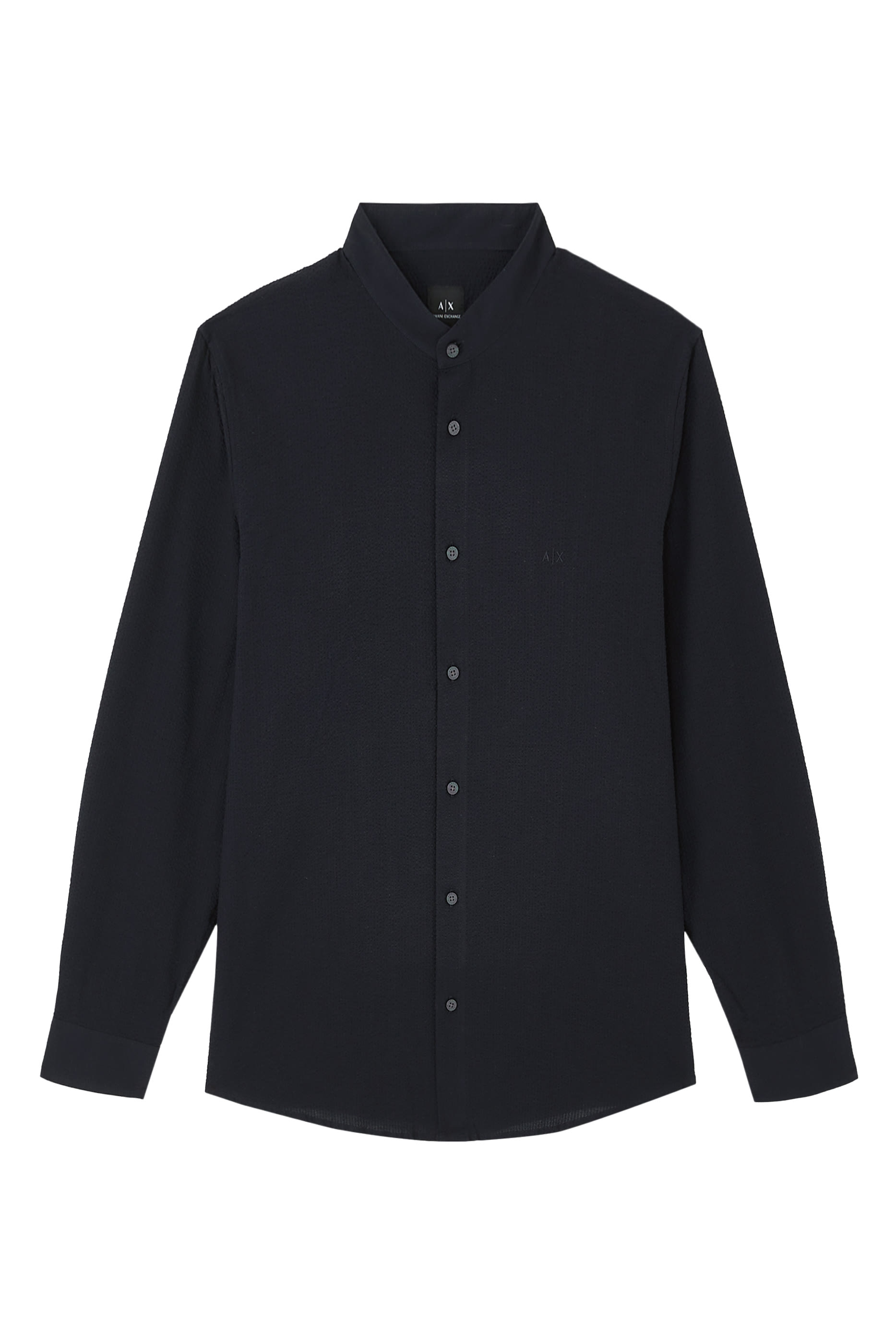 قميص بأكمام طويلة