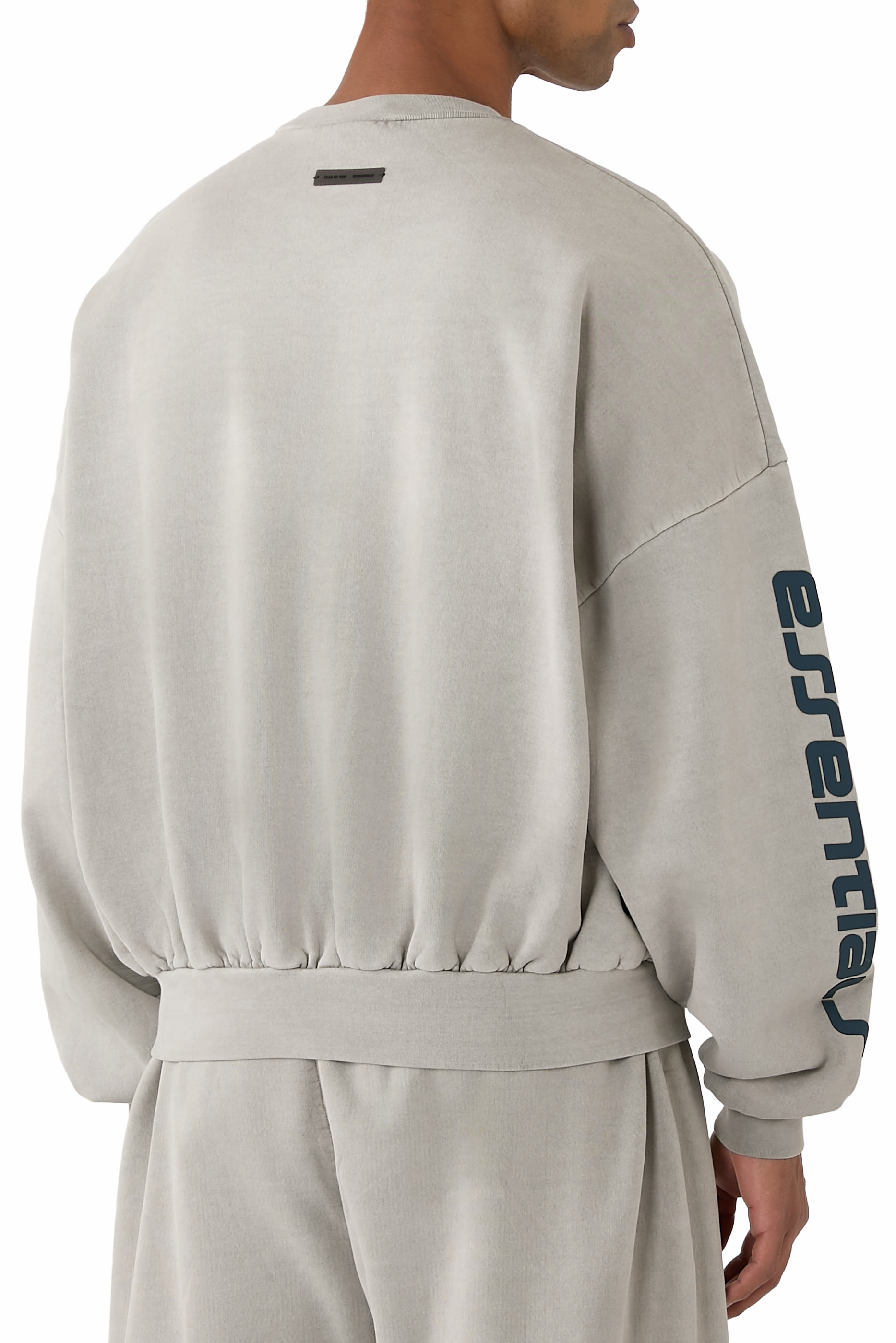 سويت شيرت بقصة قصيرة صوف ثقيل الوزن