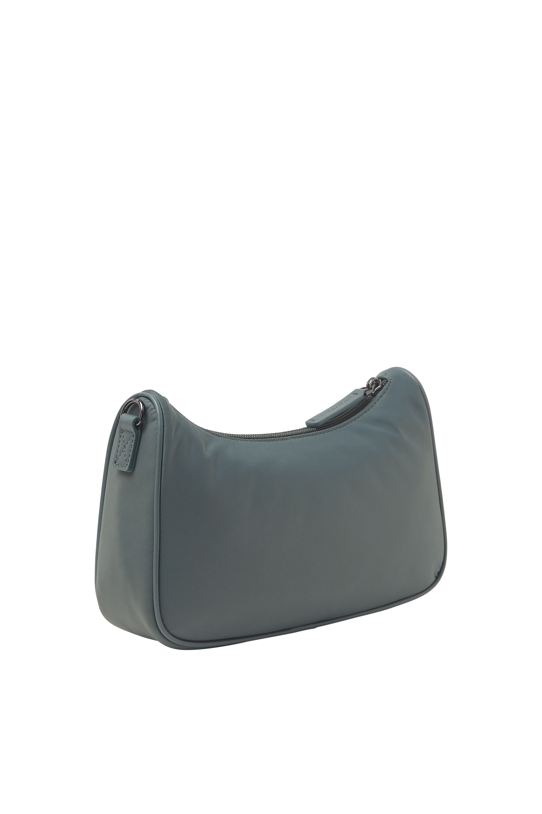 حقيبة كروس بحلية معدنية بشعار الماركة