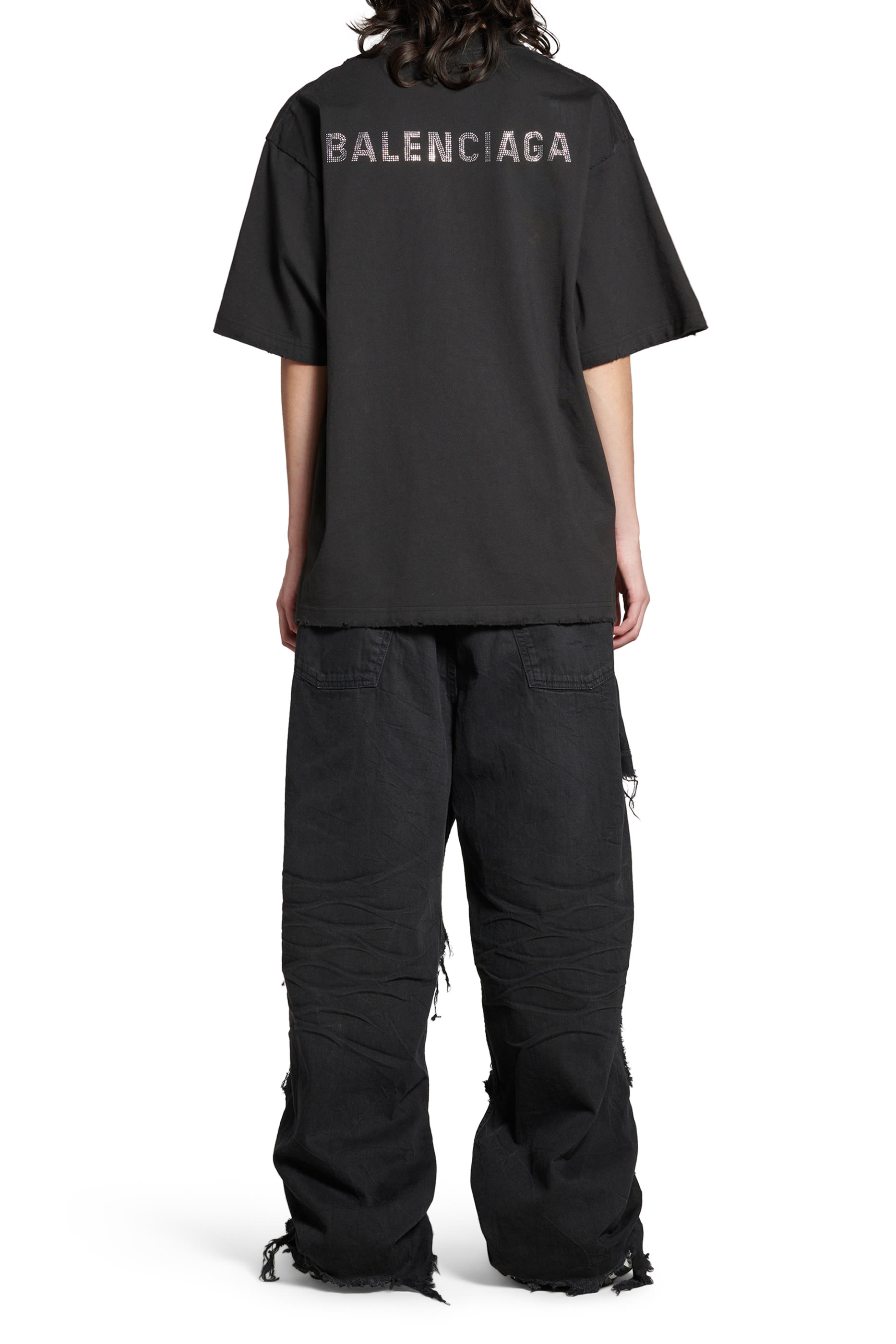 تيشيرت بطبعة بشعار الماركة