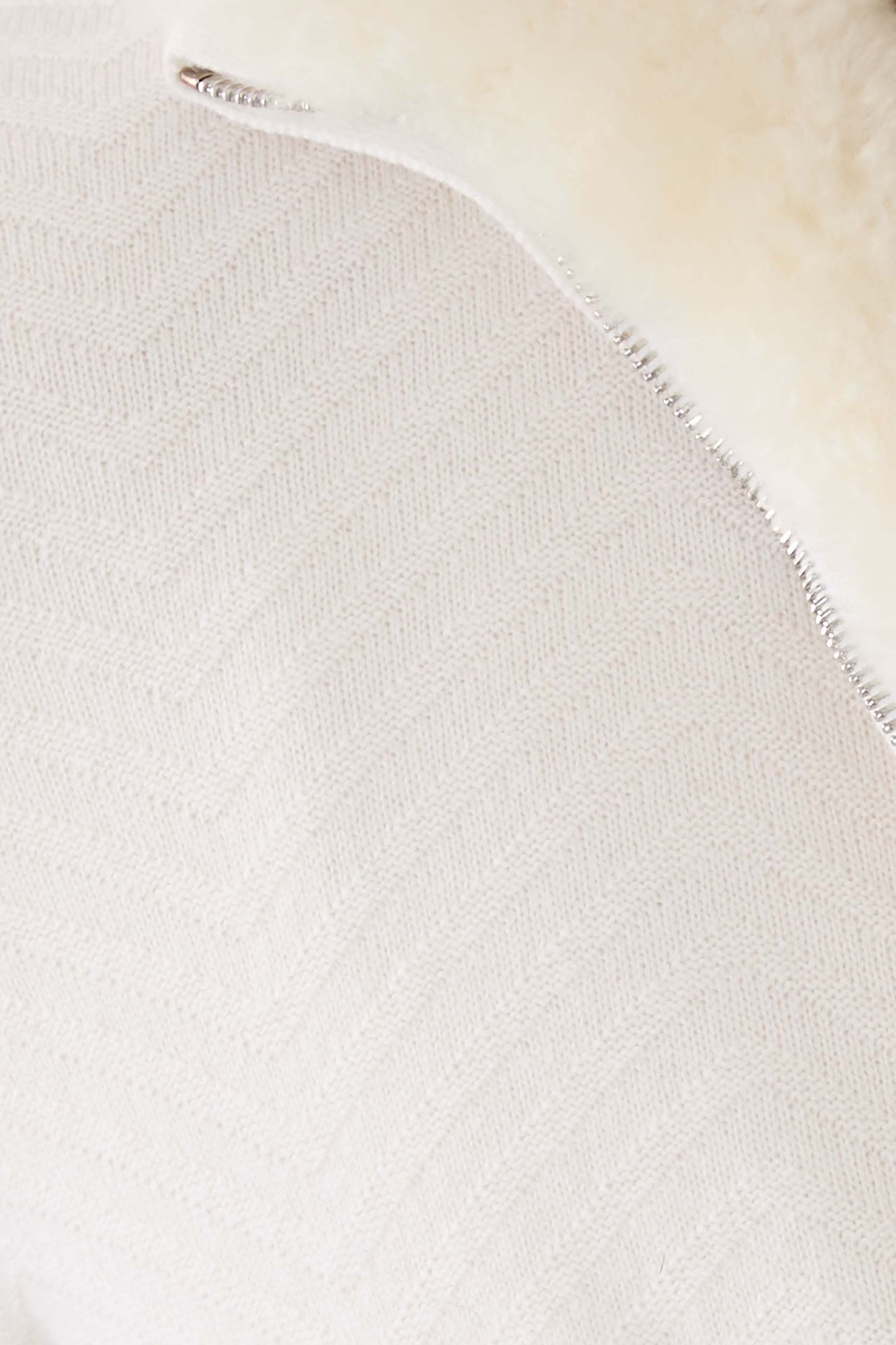 جاكيتى بسحاب كامل