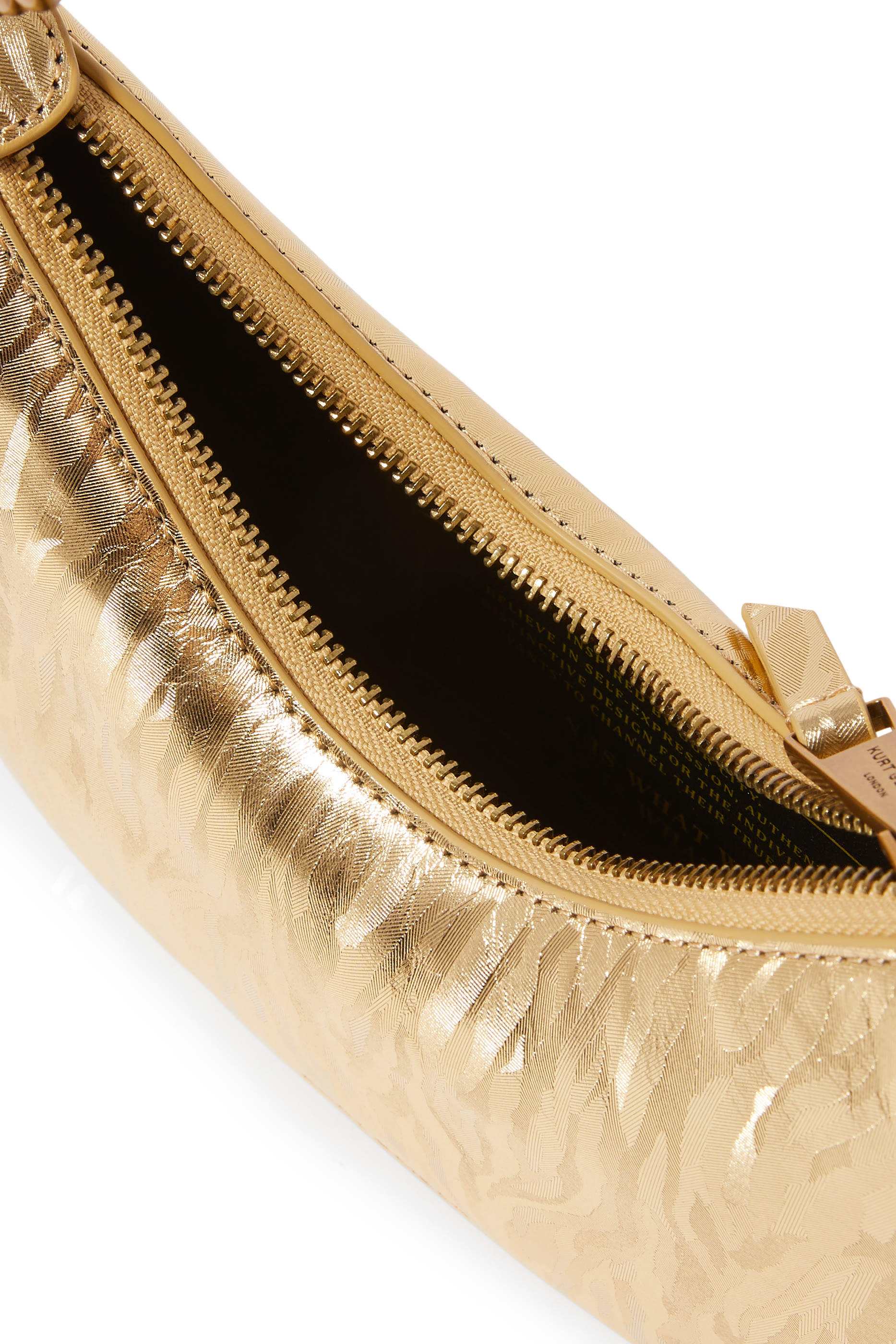 حقيبة هوبو تشيلسيا صغيرة بسلسلة