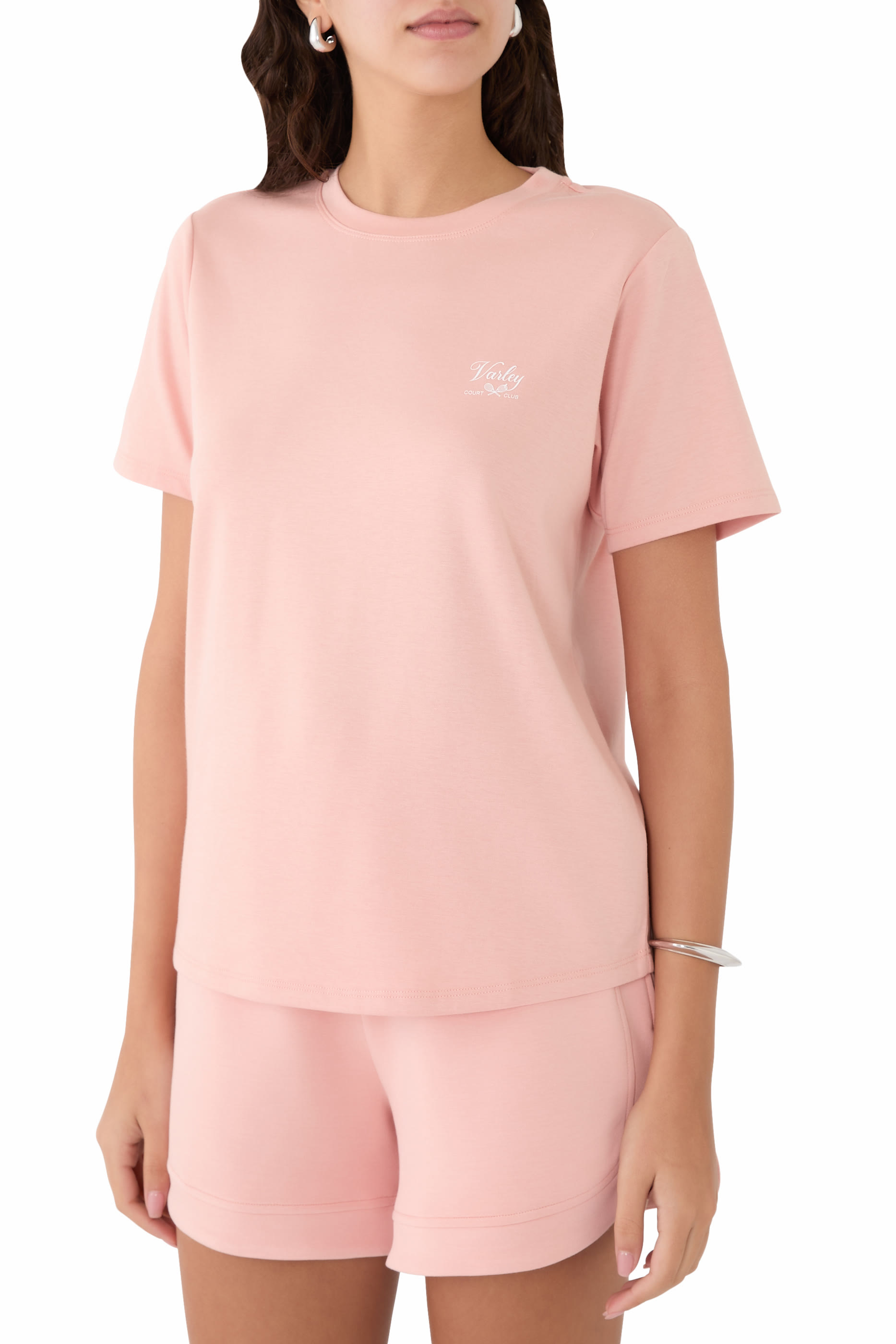 تيشيرت ماتي بشعار الماركة