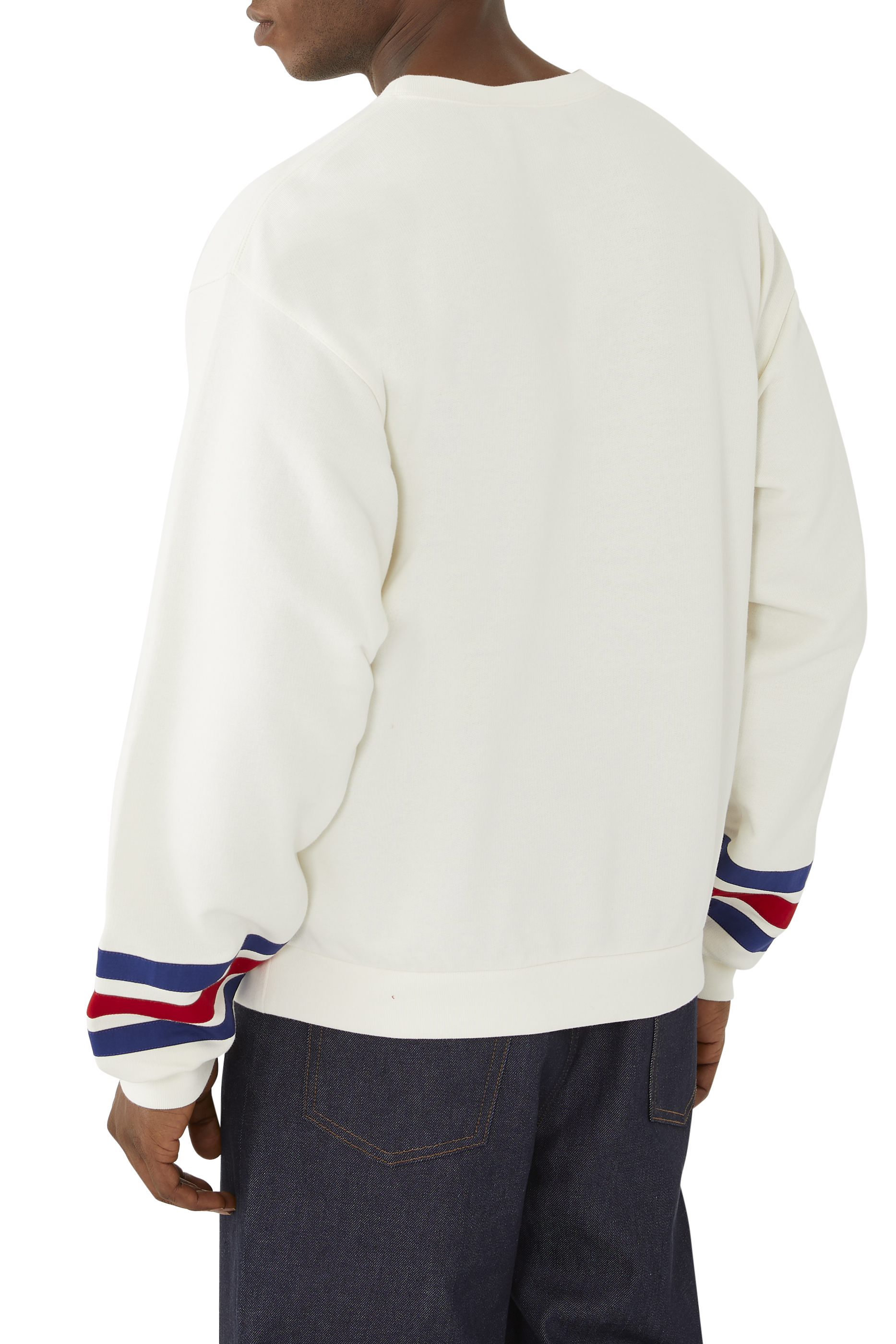 سويت شيرت بنقشة نجوم وشعار الماركة