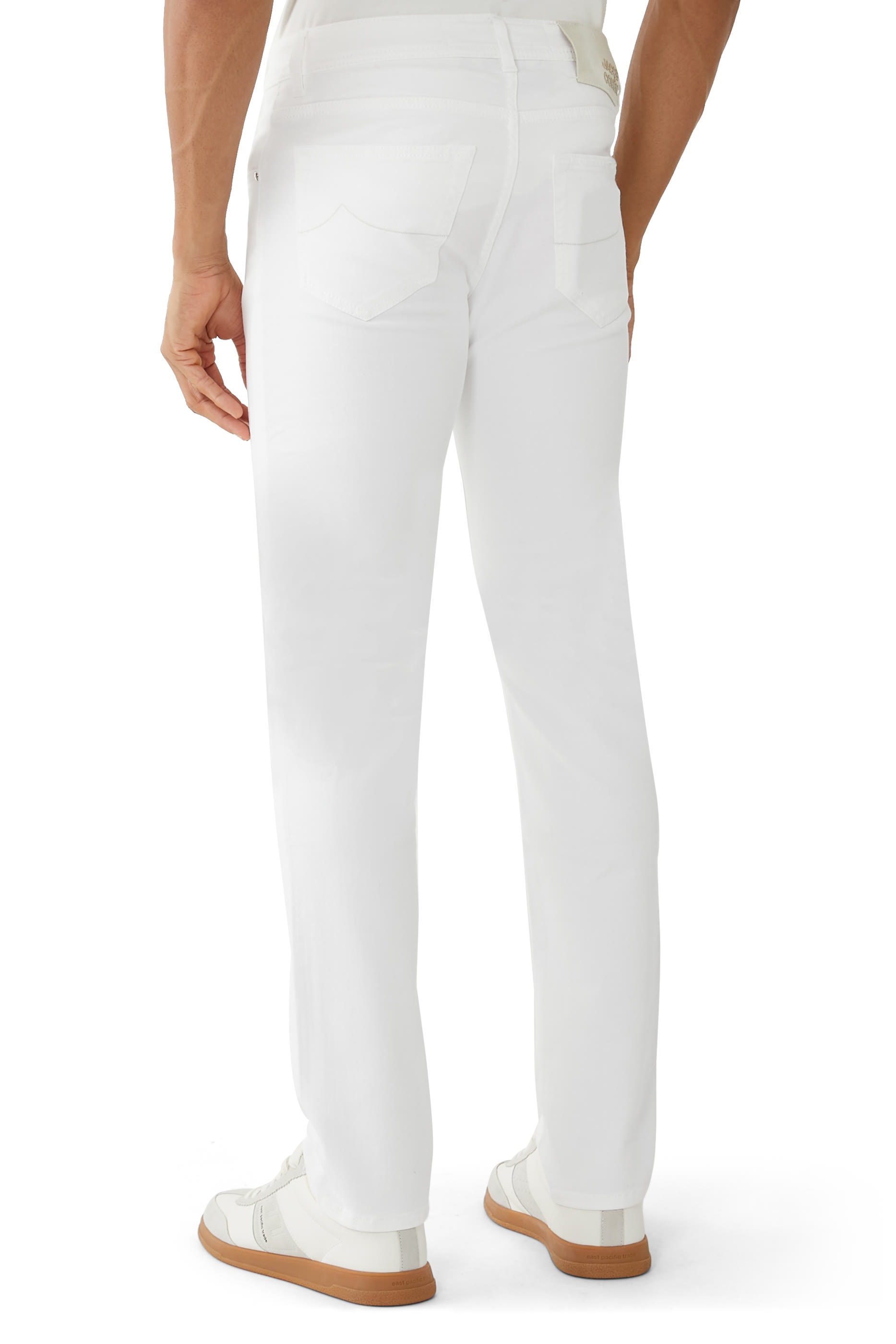 بنطال جينز نيك بقصة ضيقة