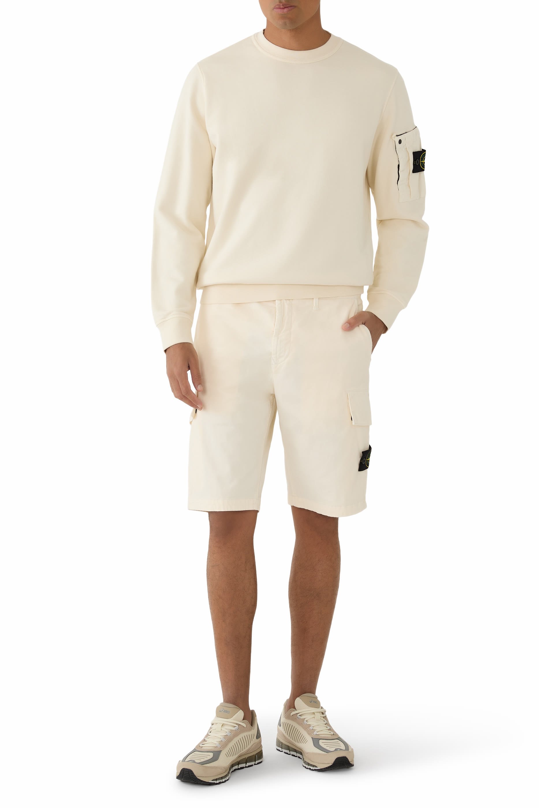 شورت برمودا كارجو برقعة شعار الماركة