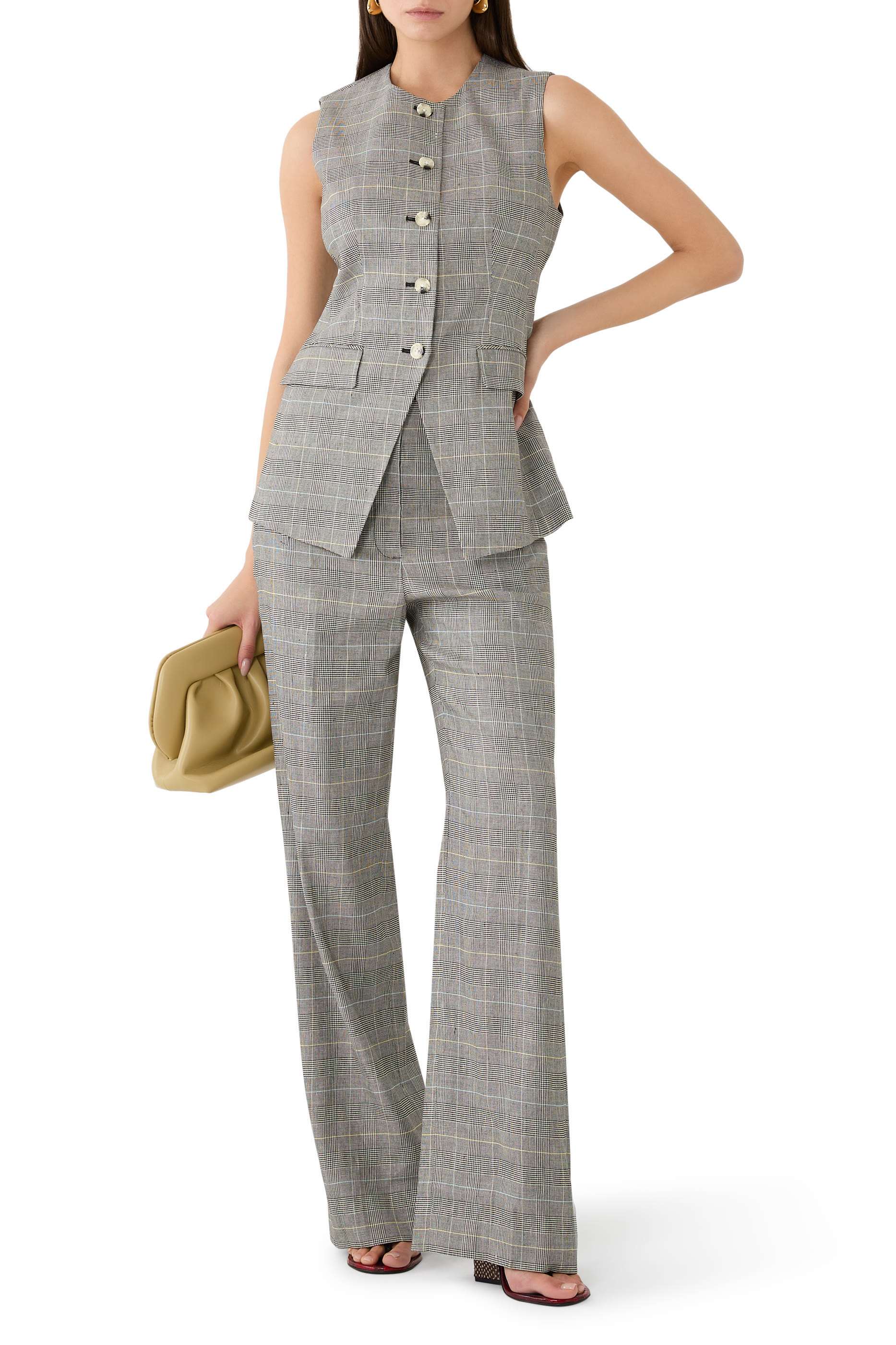 فيست لويس كتان