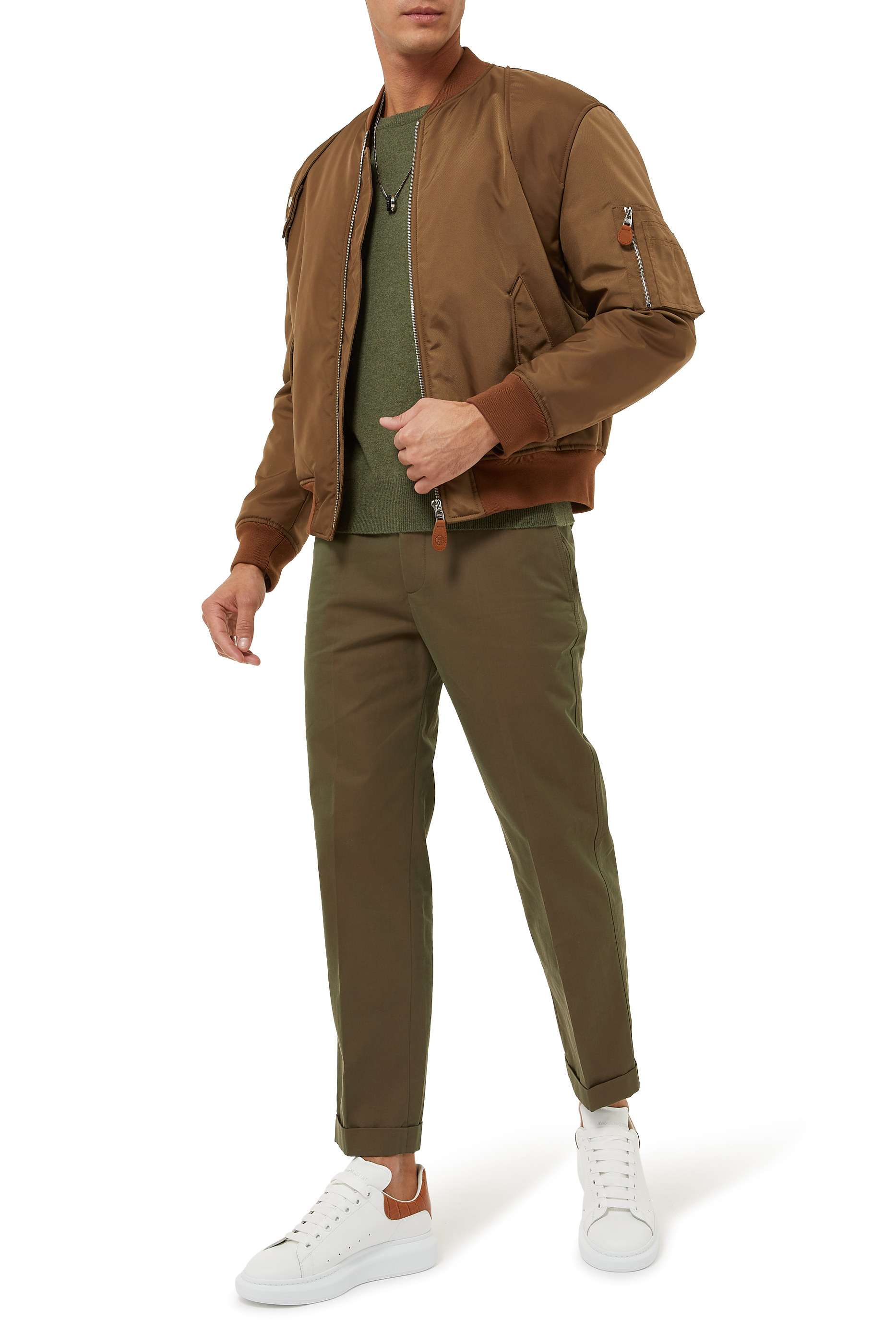 سنيكرز بنعل سميك