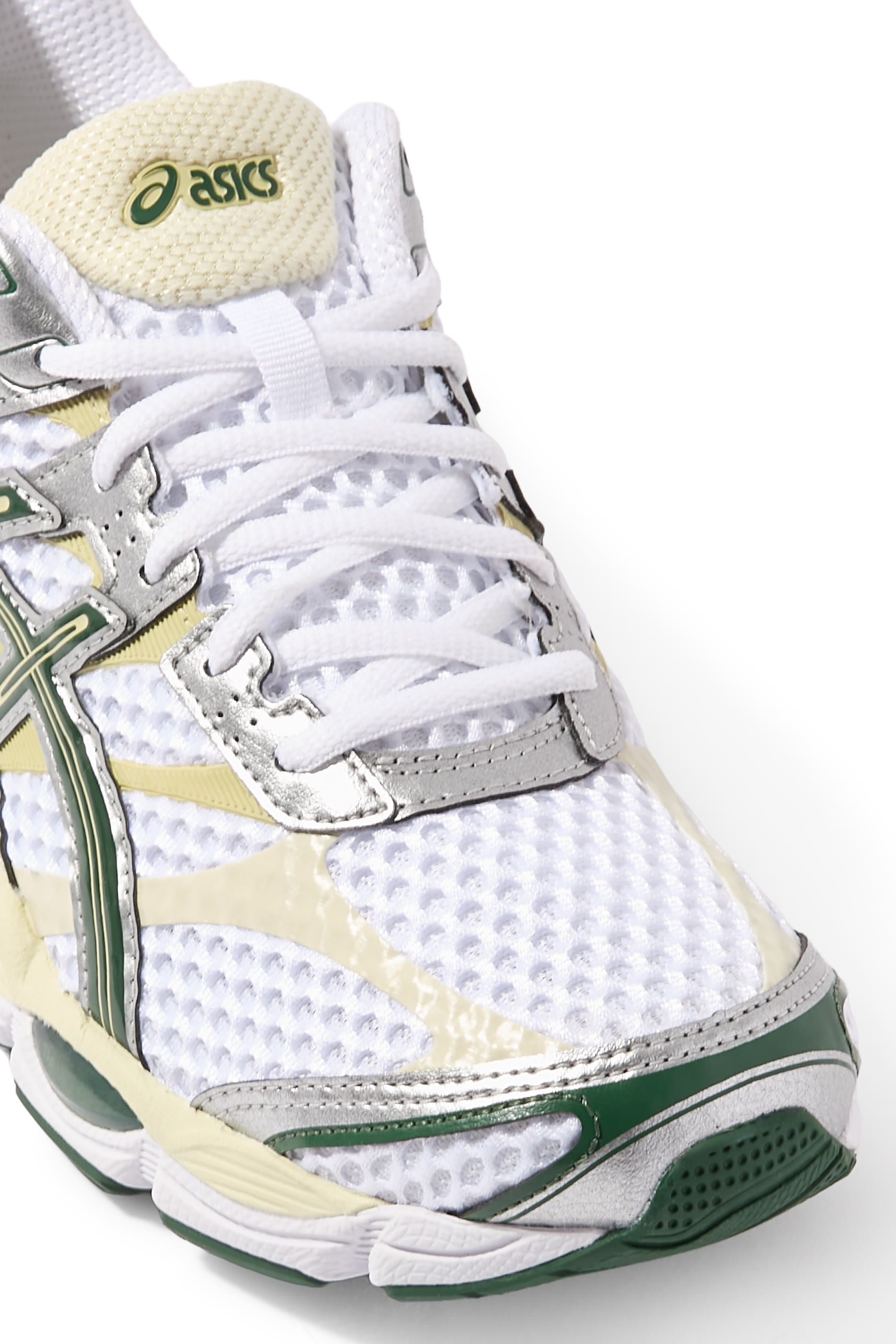 سنيكرز جل كومولوس 16