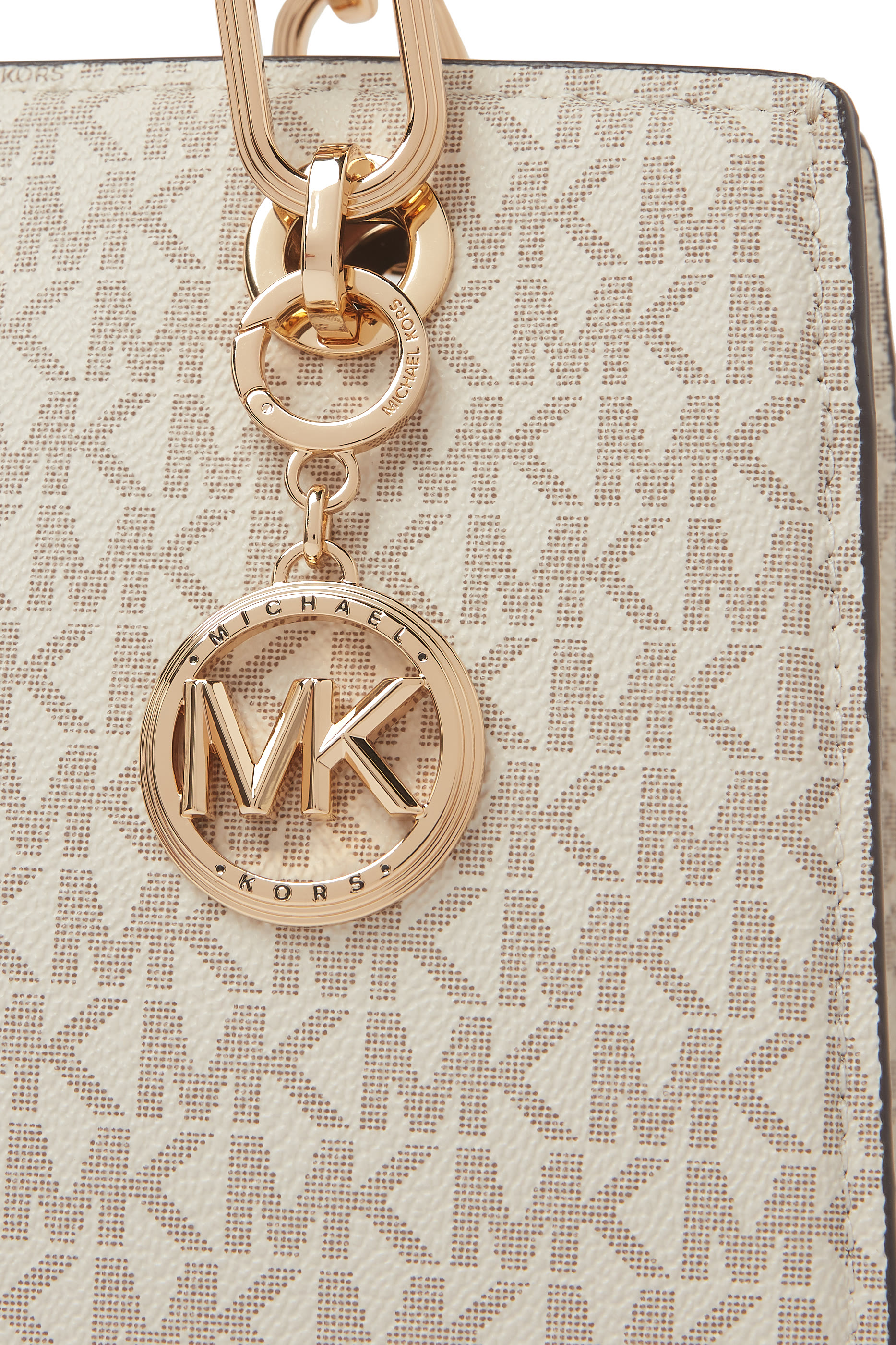 حقيبة ساتشيل كينثيا متوسطة بشعار الماركة