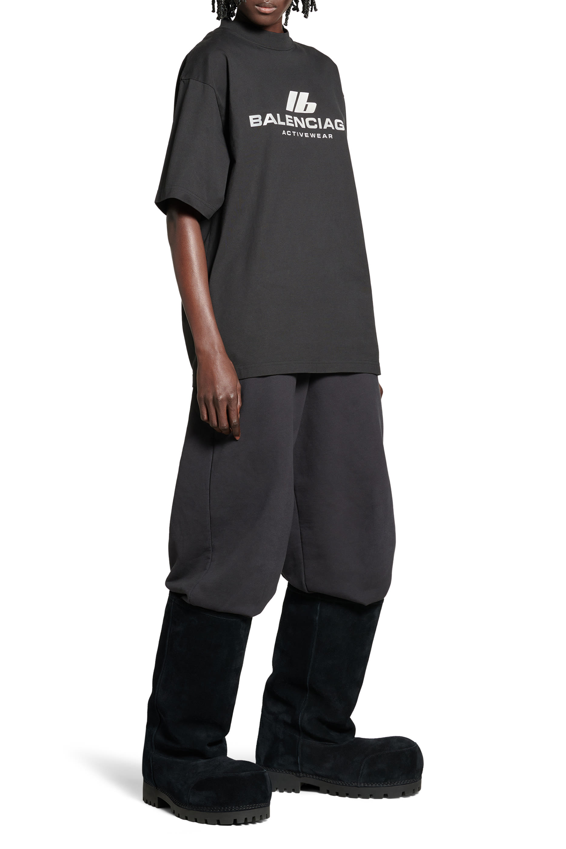 تيشيرت أكتيف وير بشعار الماركة قطن