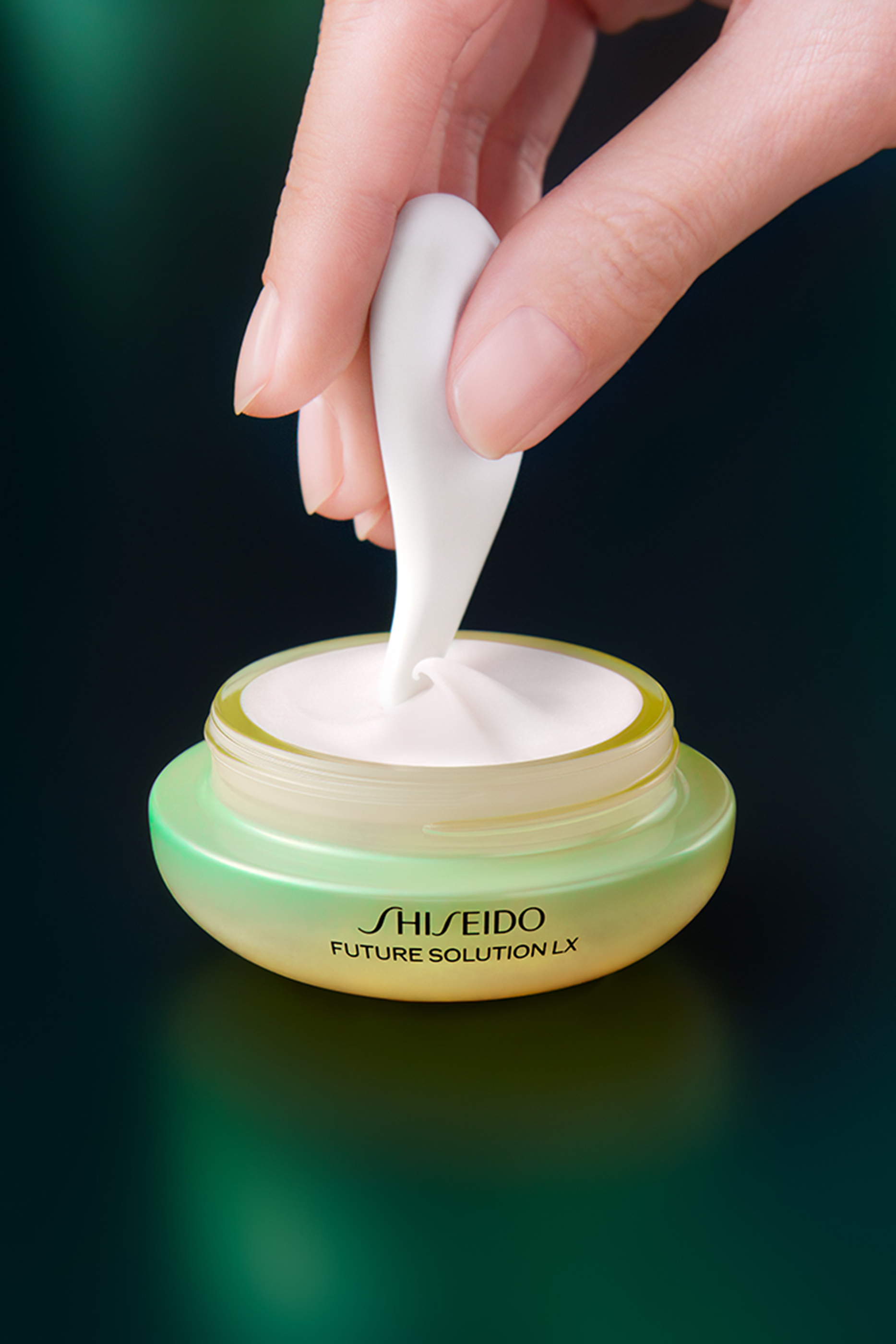 كريم لجندري انمي ألتميت بريلينس للمنطقة المحيطة بالعين