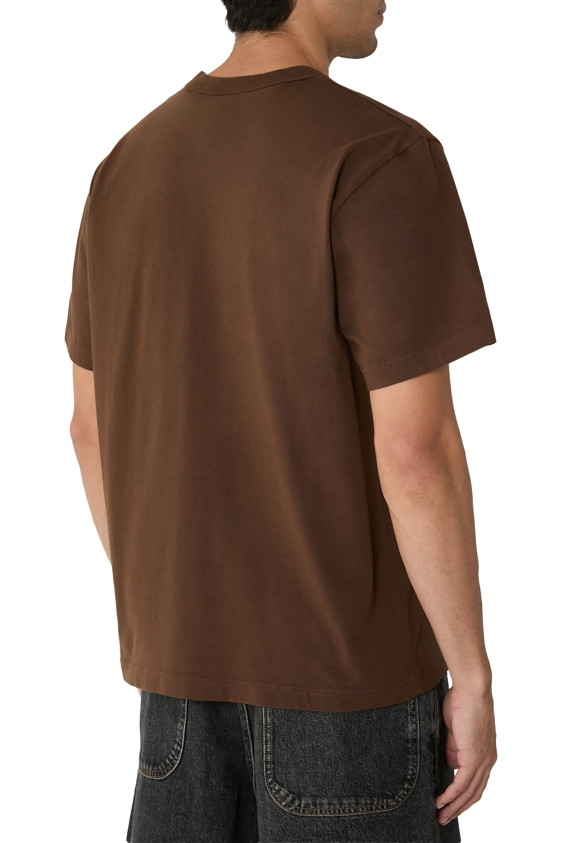 تيشيرت ماستر بشعار الماركة