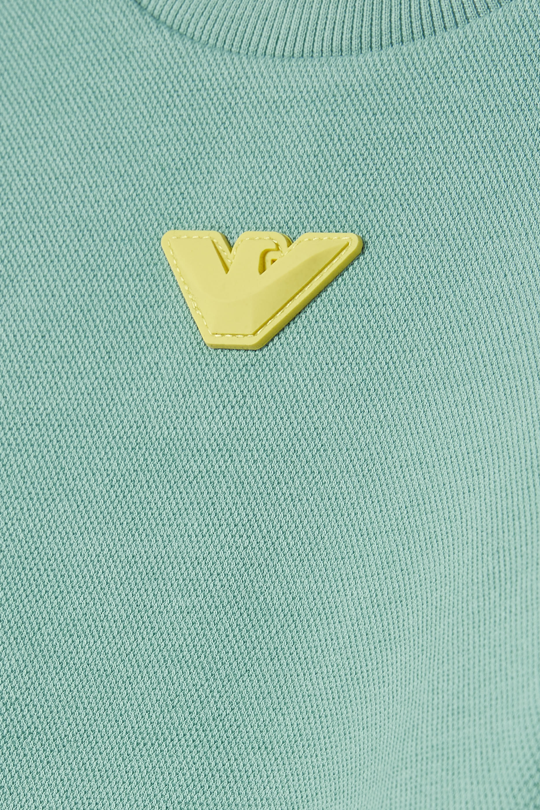 سويت شيرت بتفاصيل بارزة بيكيه وشعار الماركة للأطفال