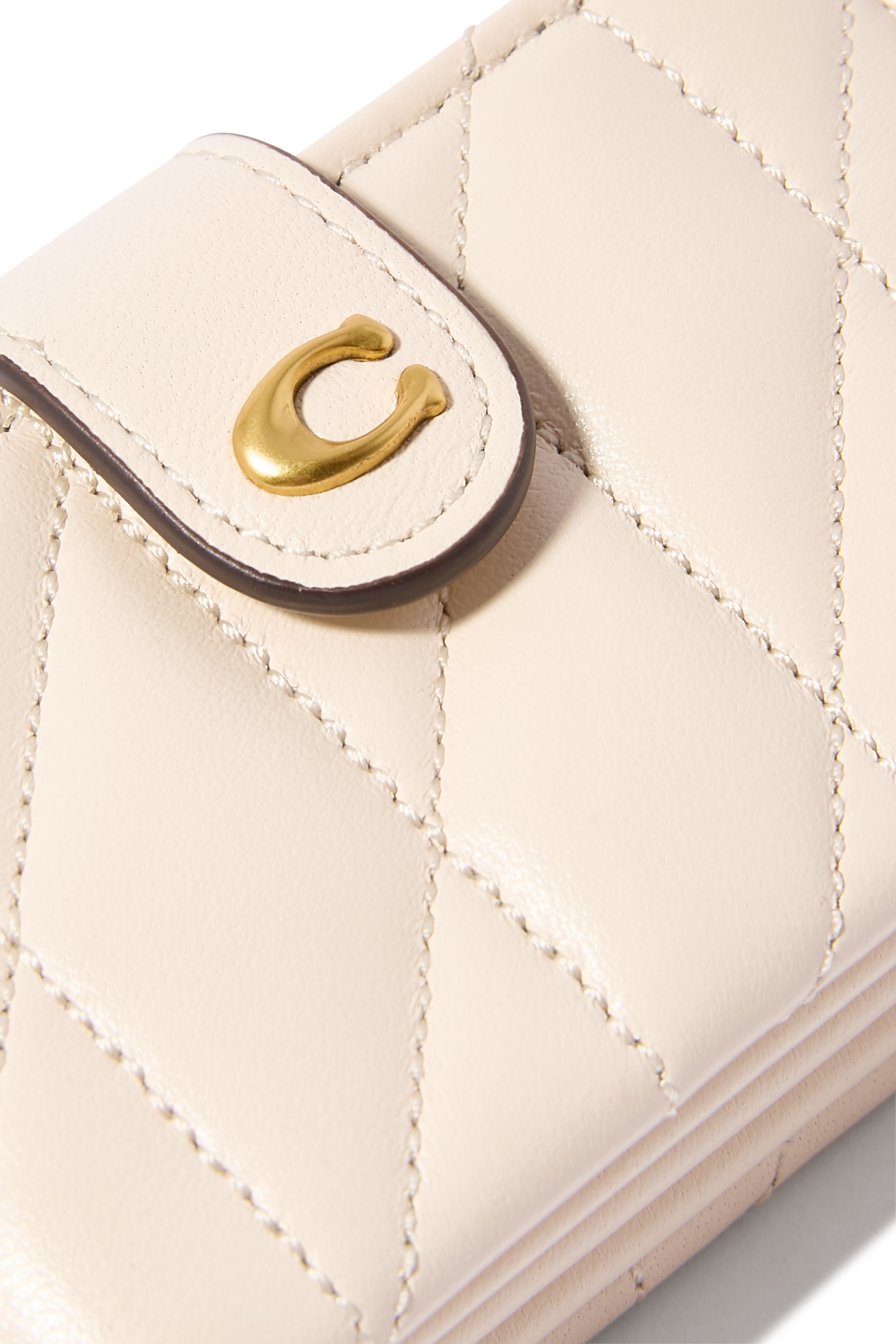 حافظة بطاقات متعددة بتصميم مبطن إسنشال