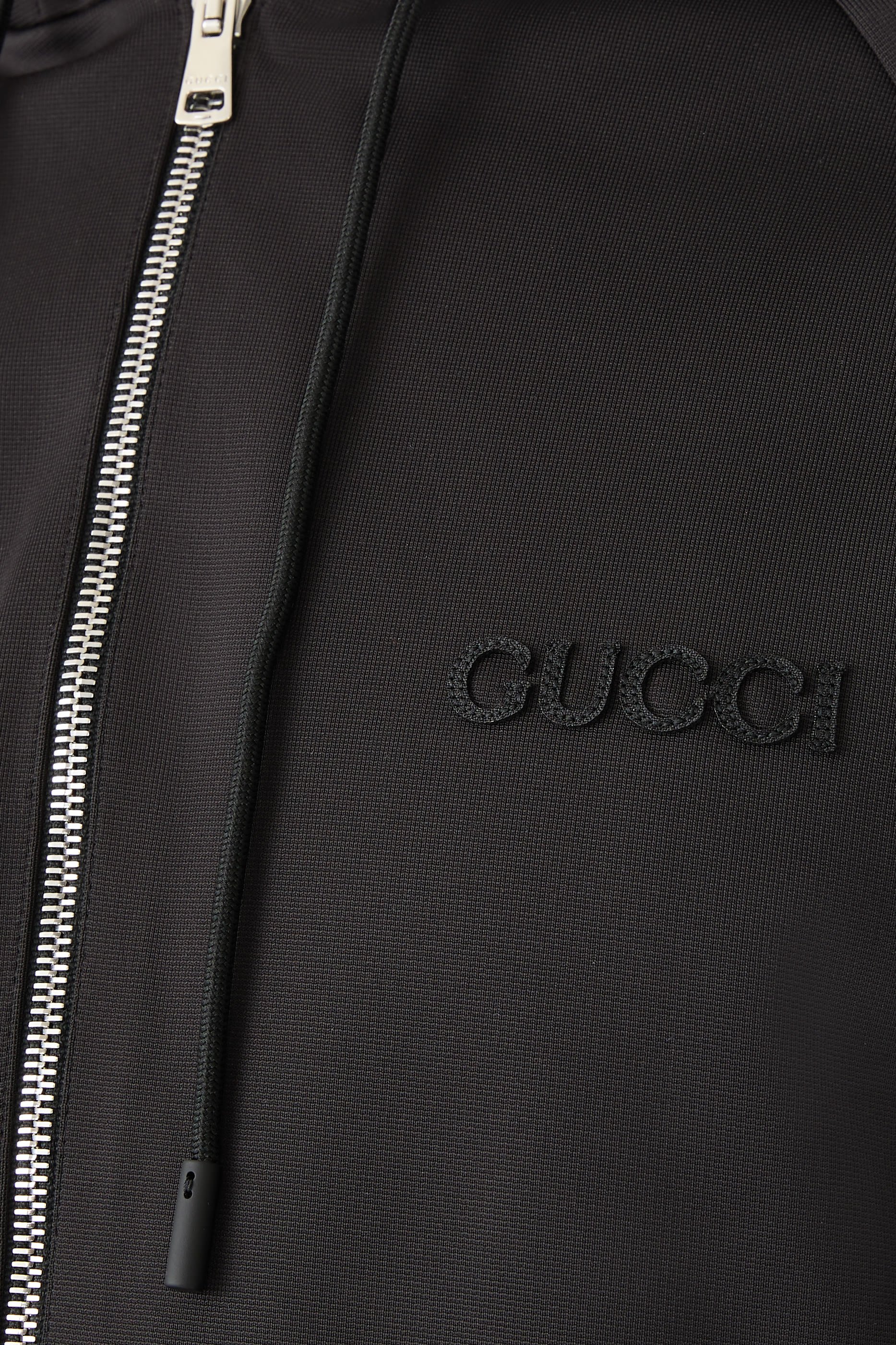 جاكيت بسحاب وتطريز جيرسيه