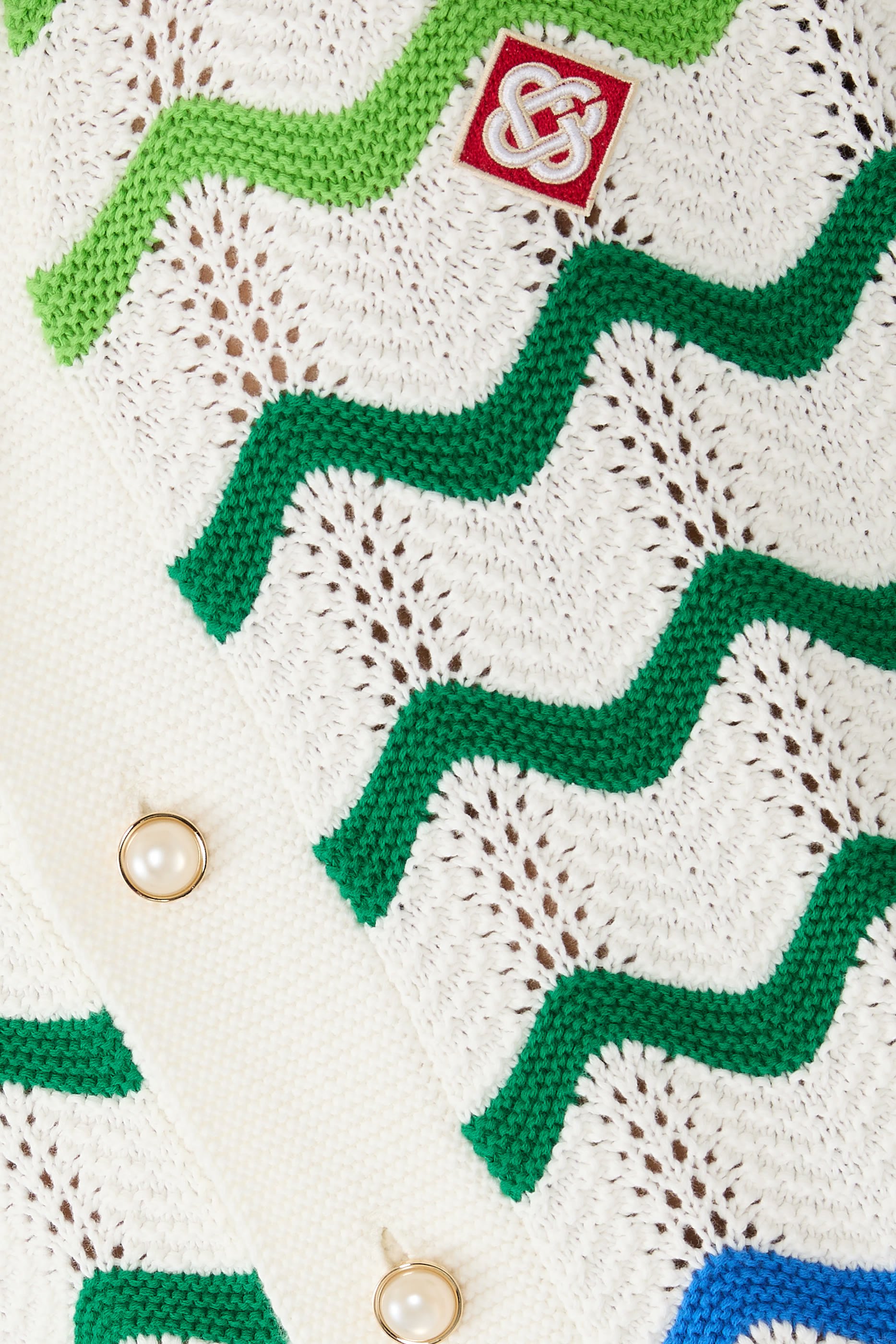 قميص منسوج بتصميم متموج بأكمام قصيرة