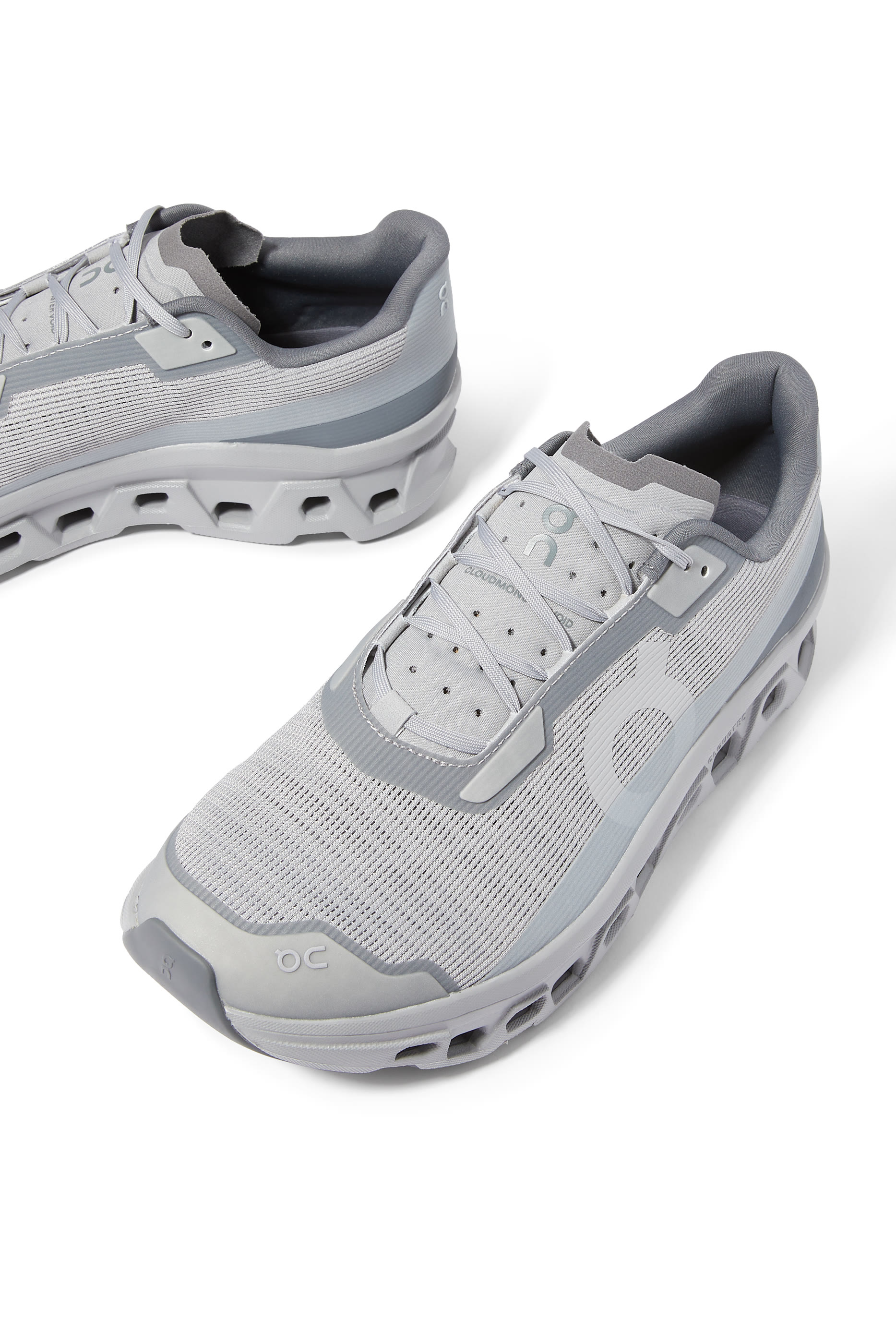 سنيكرز كلاودمونستر فويد