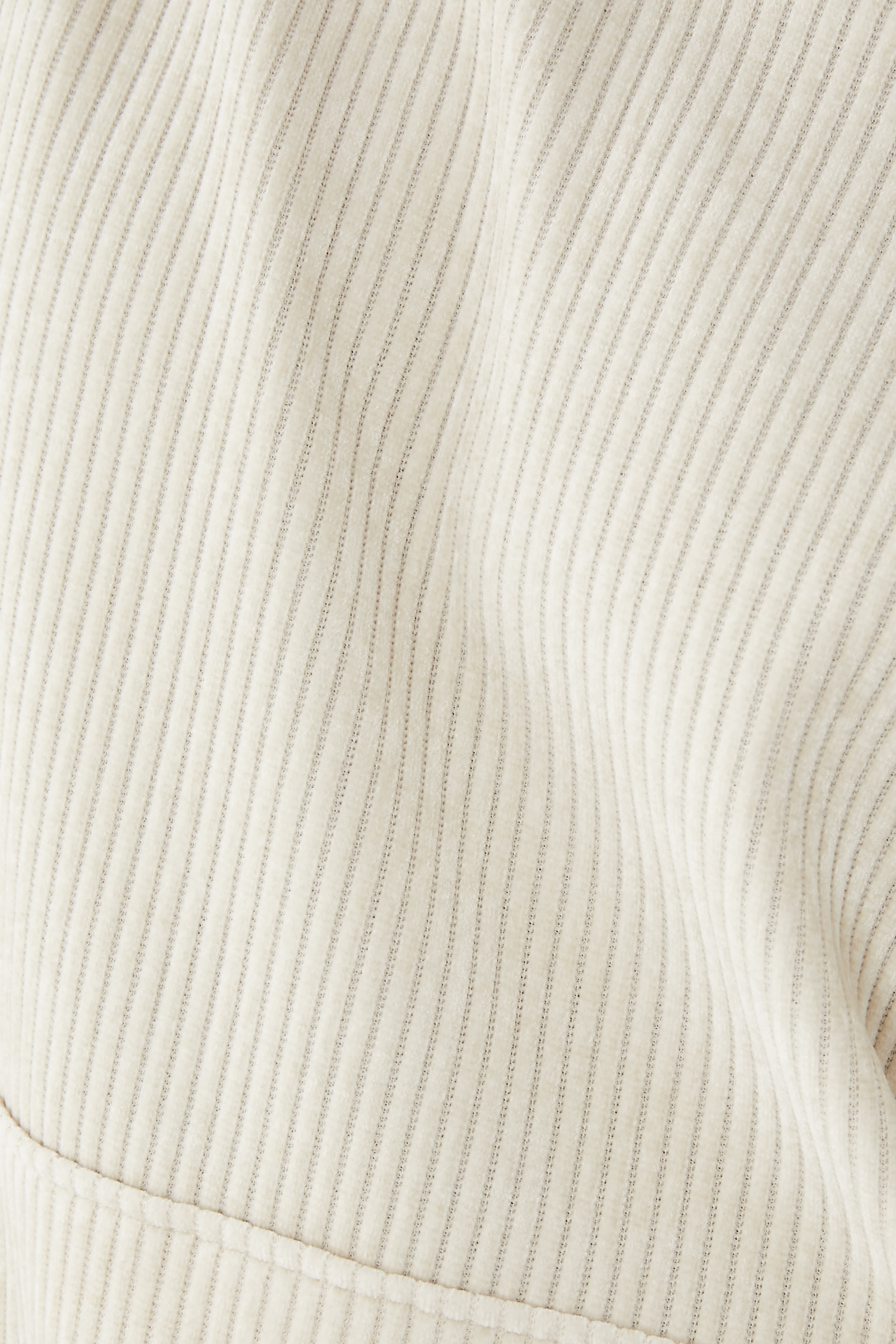 سويت شيرت بغطاء للرأس