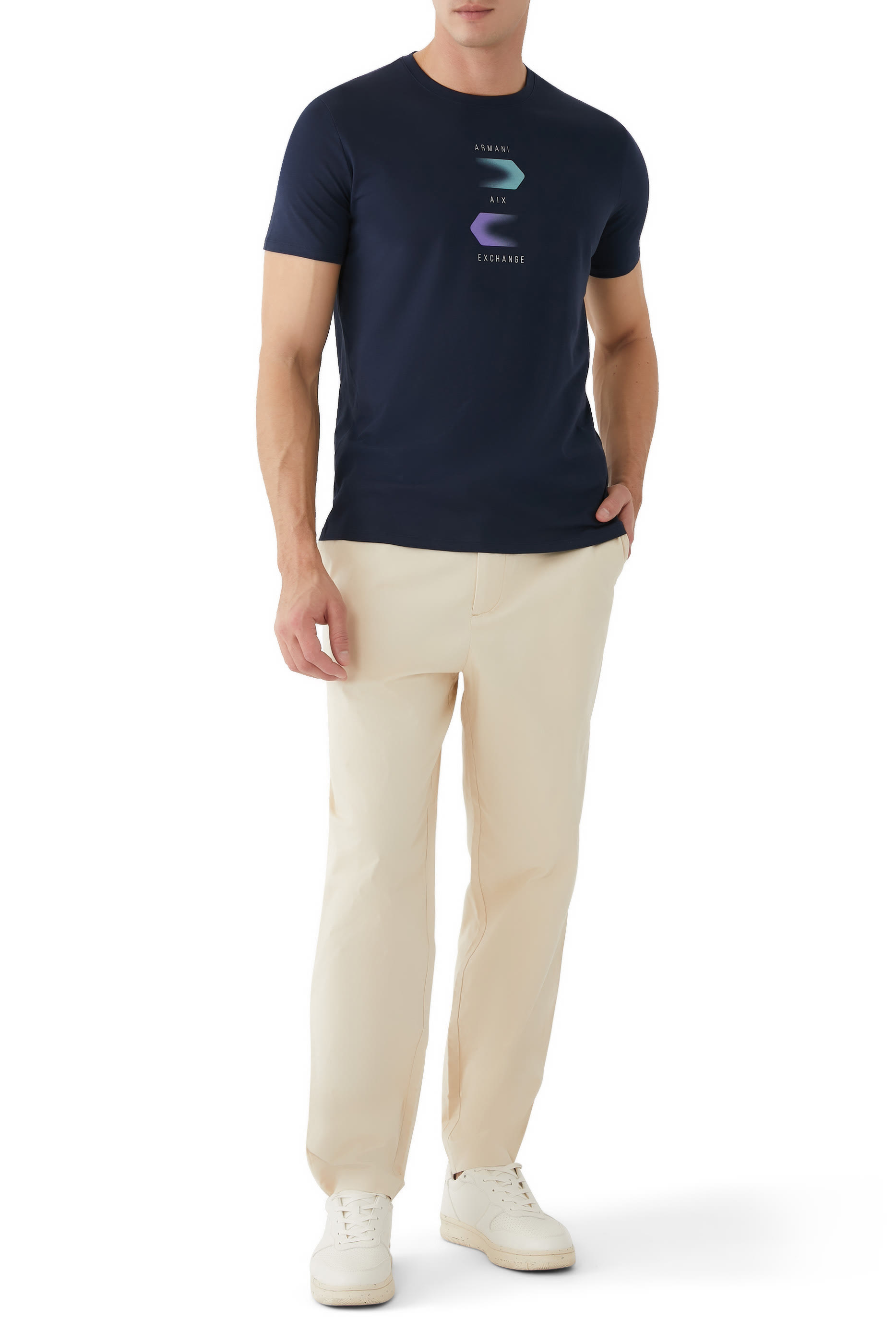 تيشيرت ميتا نايتشر بياقة ضيقة