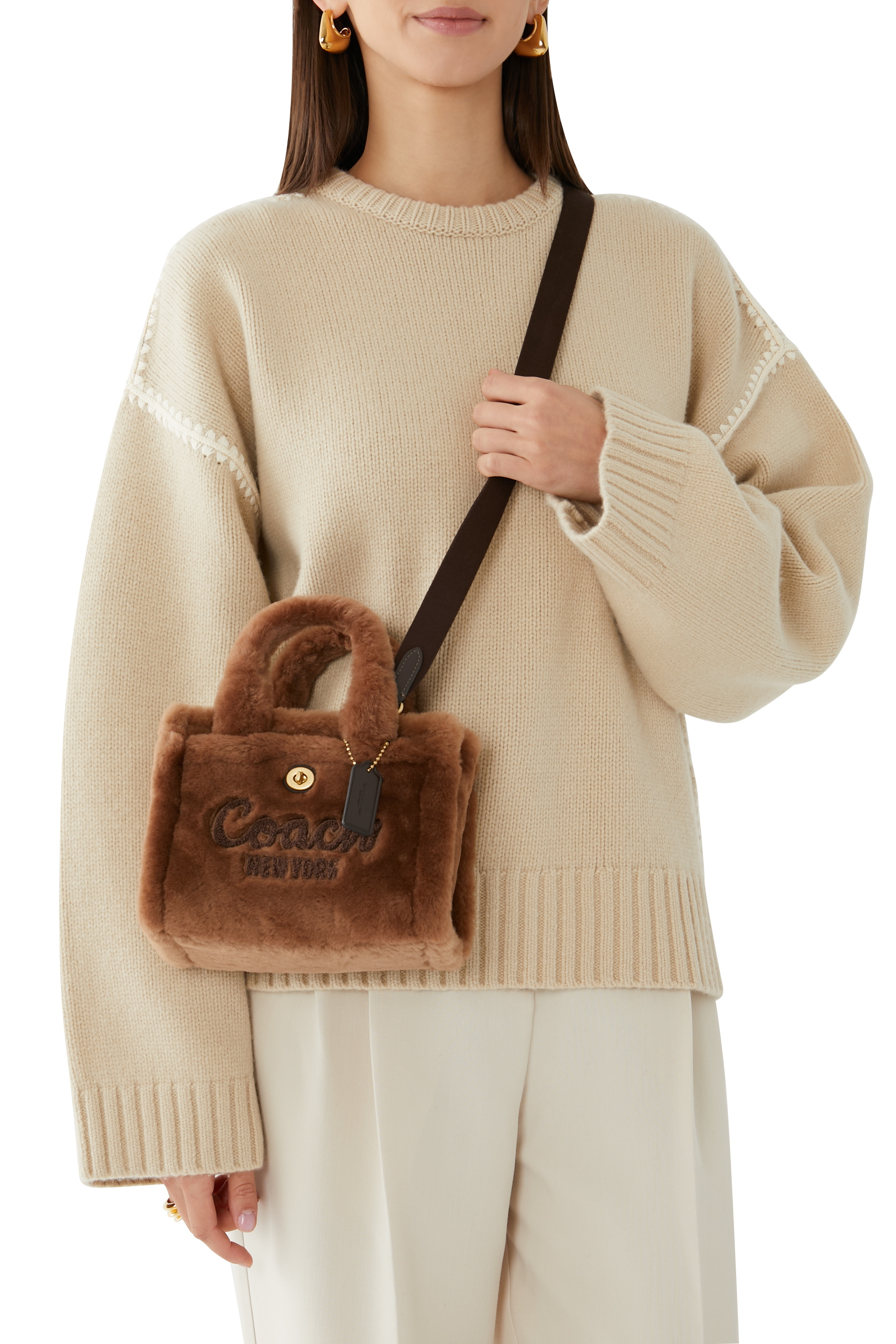 حقيبة يد كبيرة