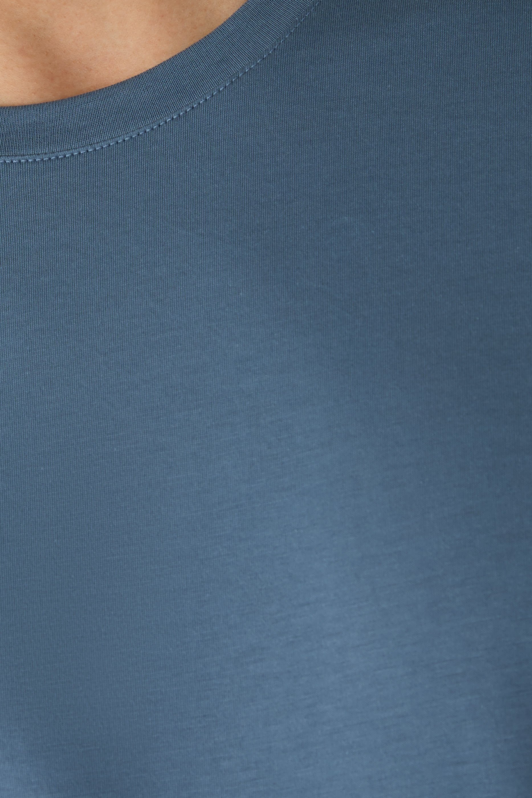 تيشيرت بقصة ضيقة قطن بيما