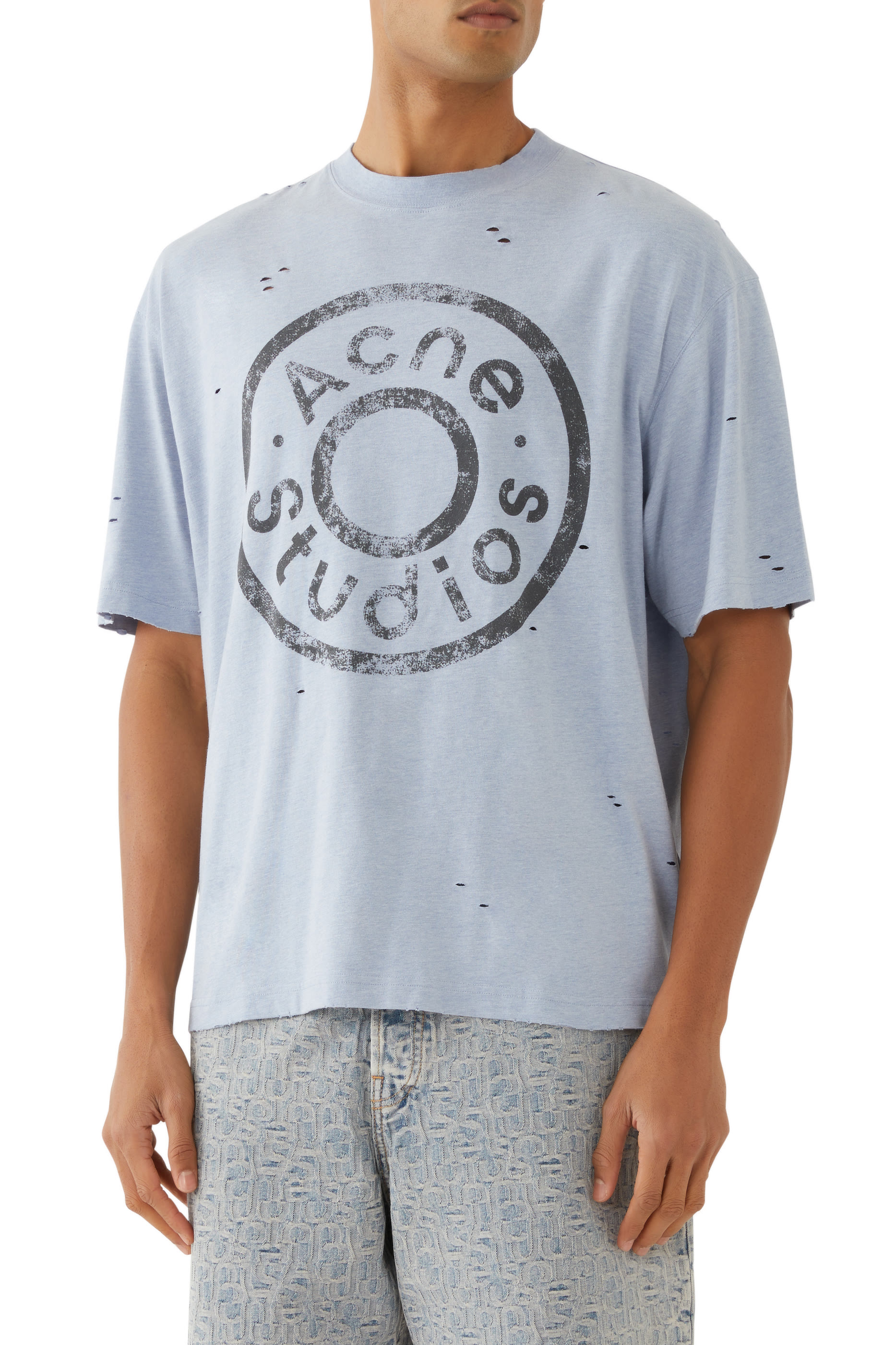 تيشيرت بشعار الماركة