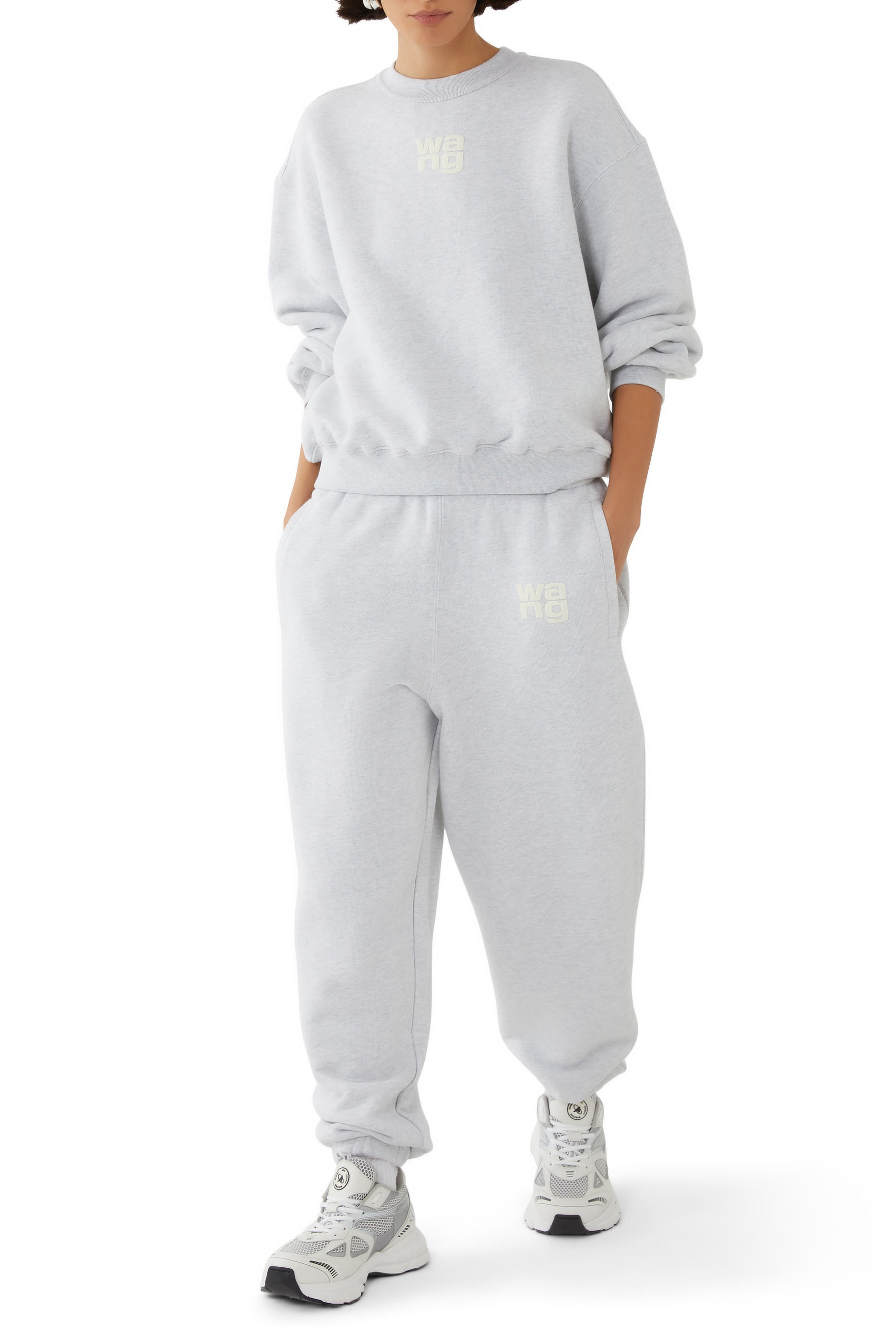 سويت شيرت ايسنشال بياقة ضيقة تيري