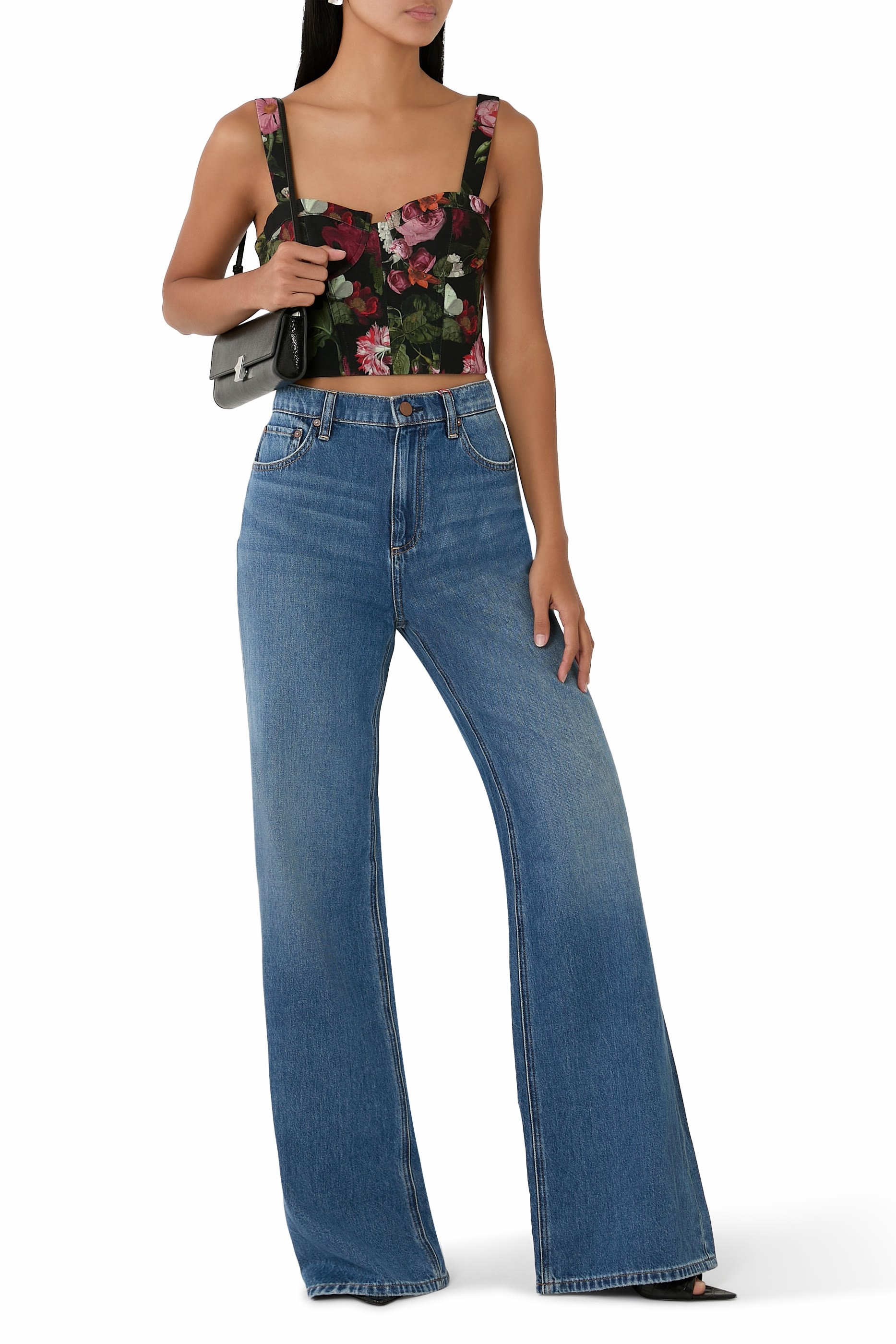 بلوزة بتصميم مشد جيانا