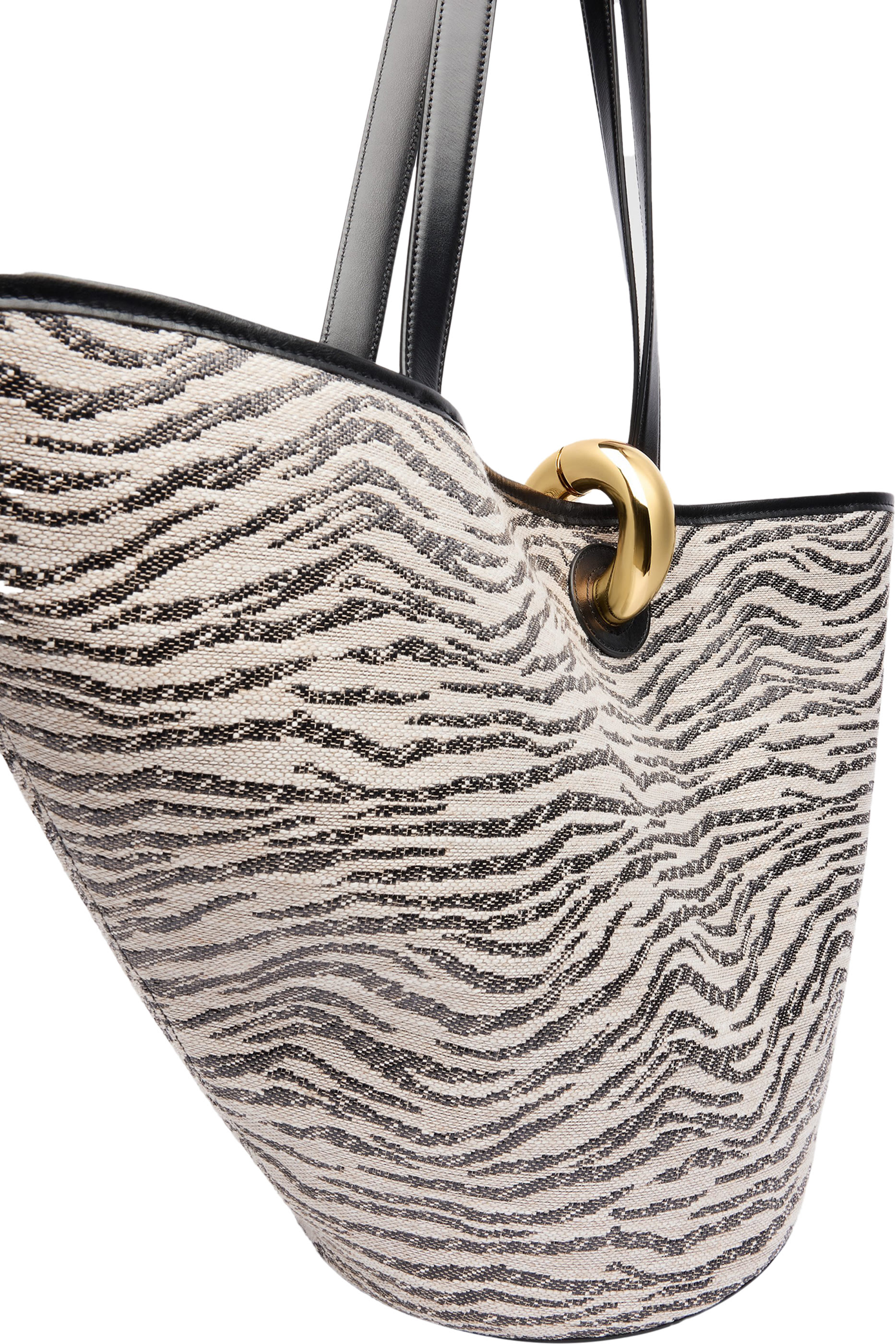 حقيبة لو بامبولا