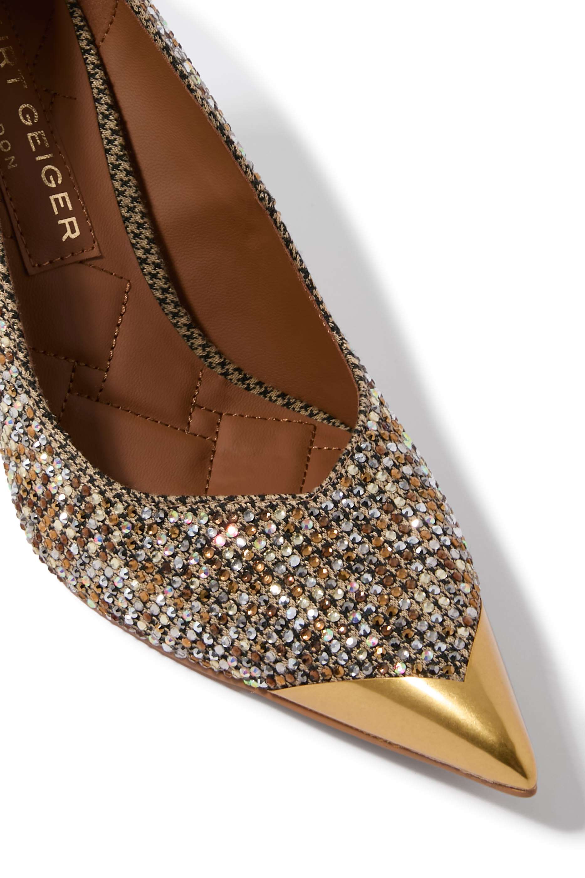 حذاء كلاسيكي ريجنت كورت بمقدمة مدببة