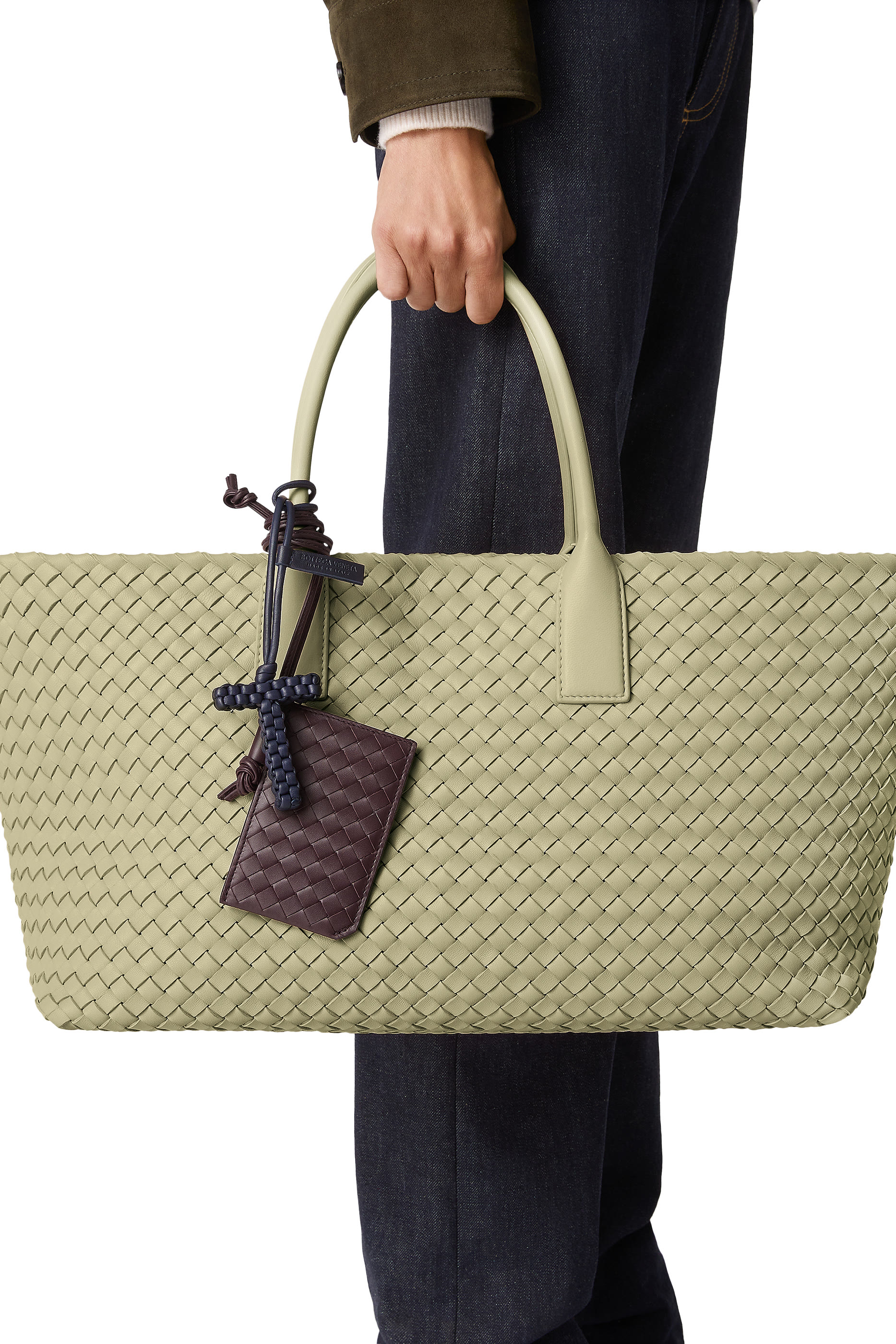 حافظة بطاقة هوية بيكولو بتصميم مجدول