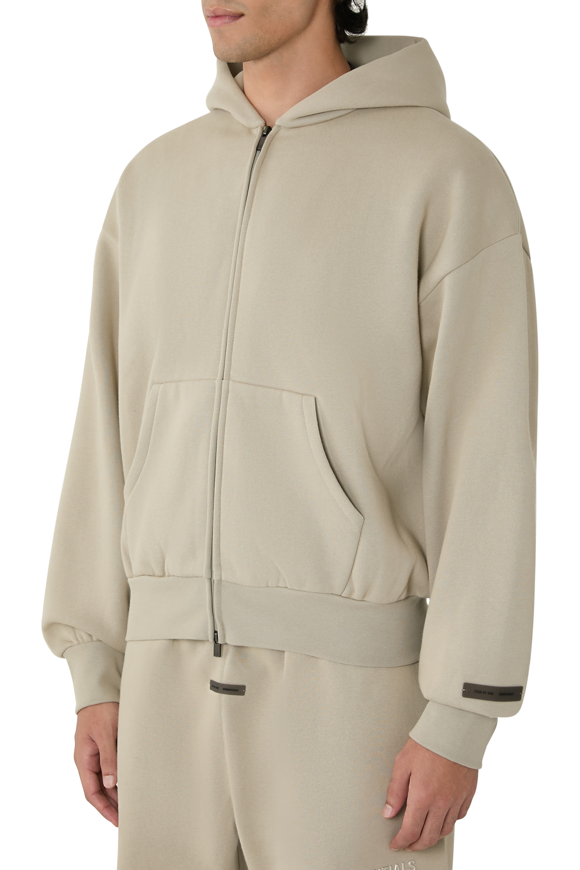 هودي بقصة كلاسيكية وسحّاب صوف 