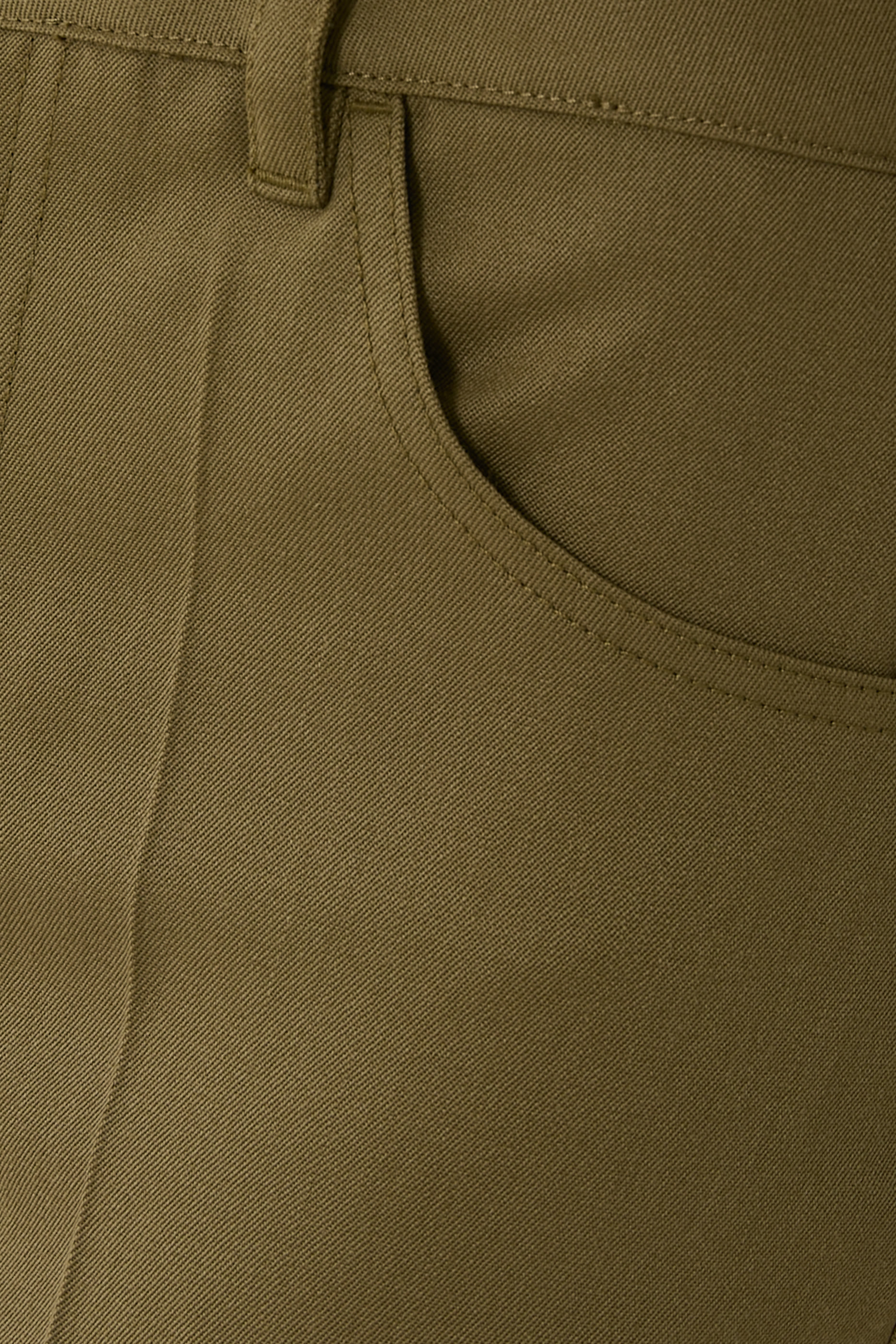 بنطال بقصة طويلة صوف