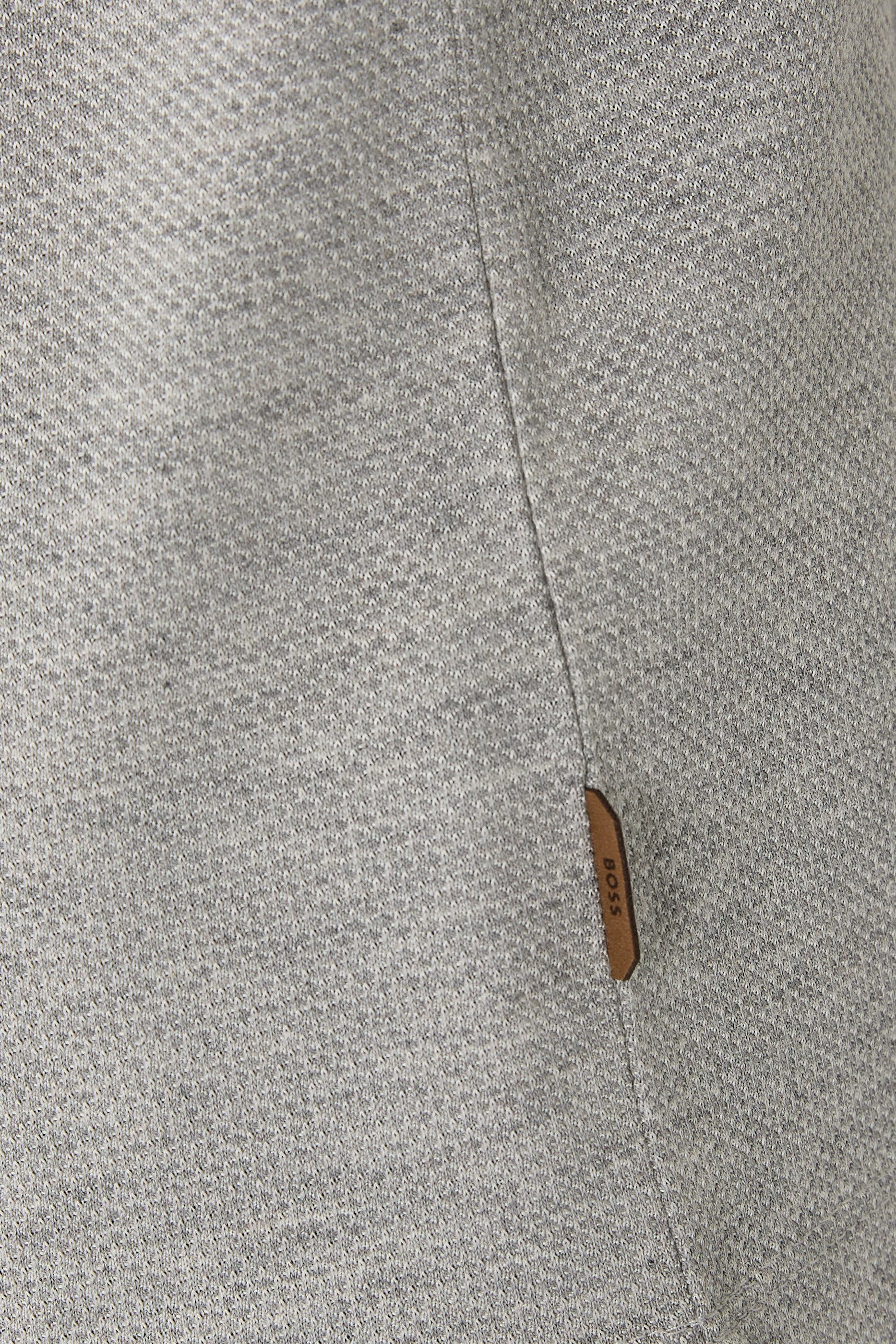  Micro-Structured T-Shirt