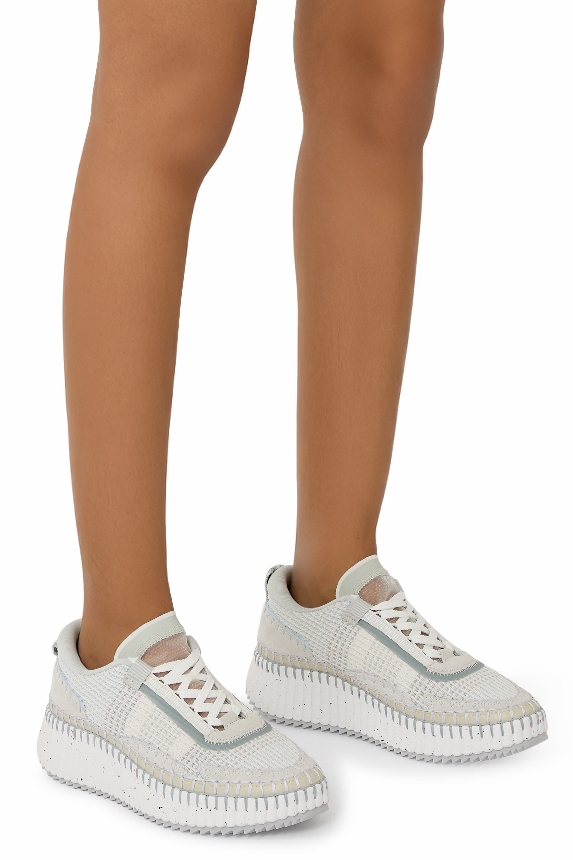 سنيكرز ناما