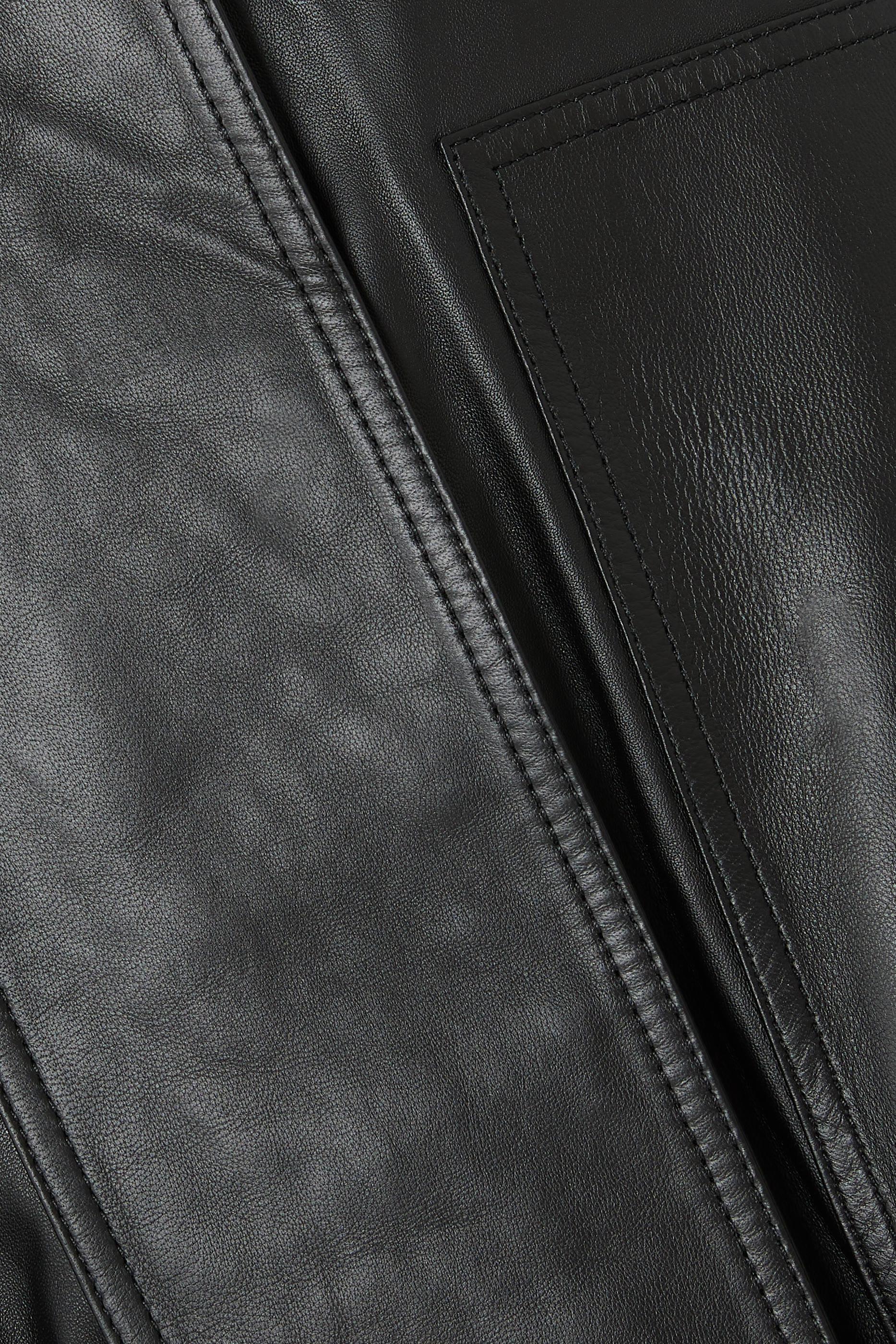 جاكيت جيد جلد