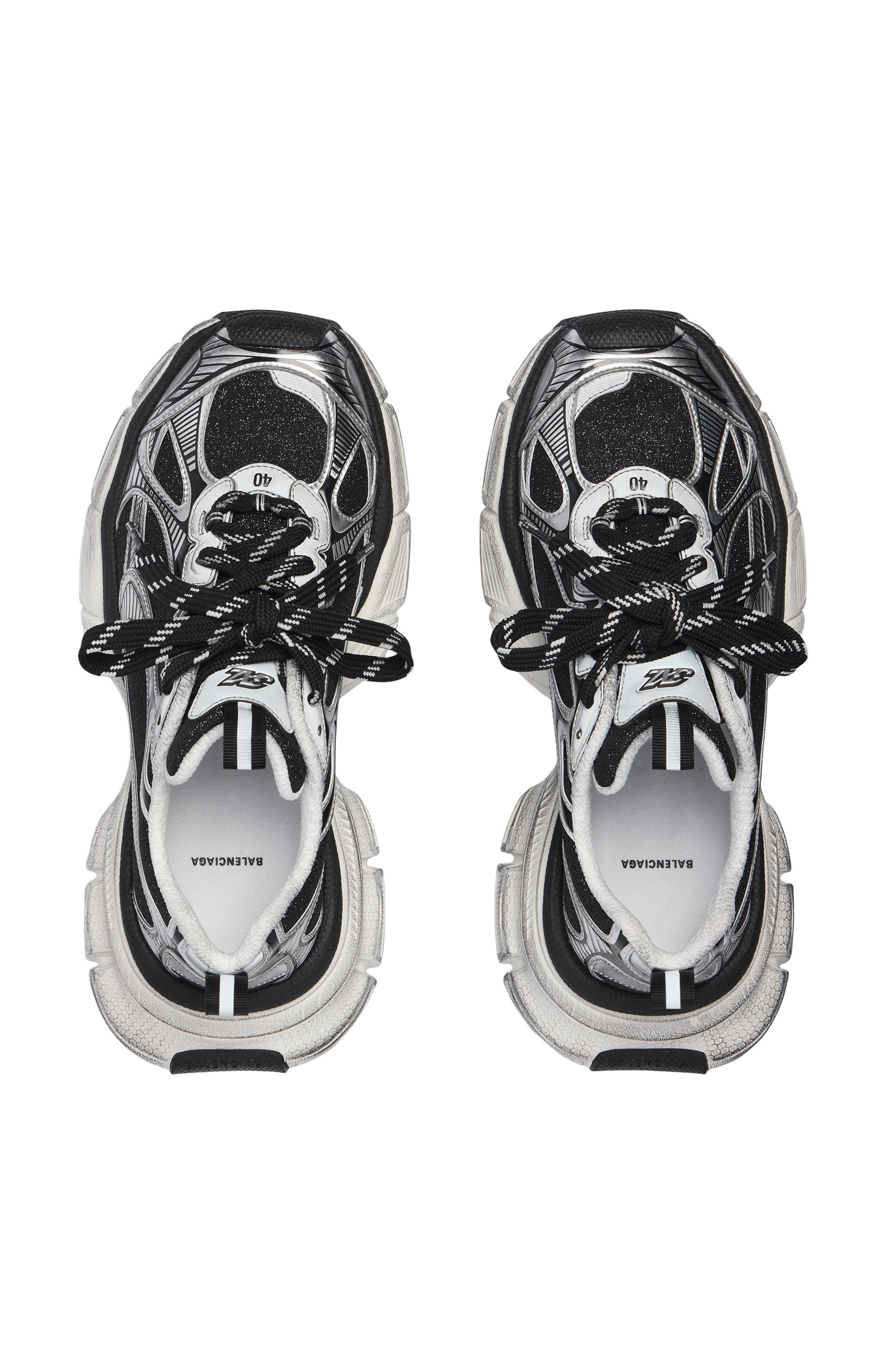 سنيكرز  3XL  للنساء