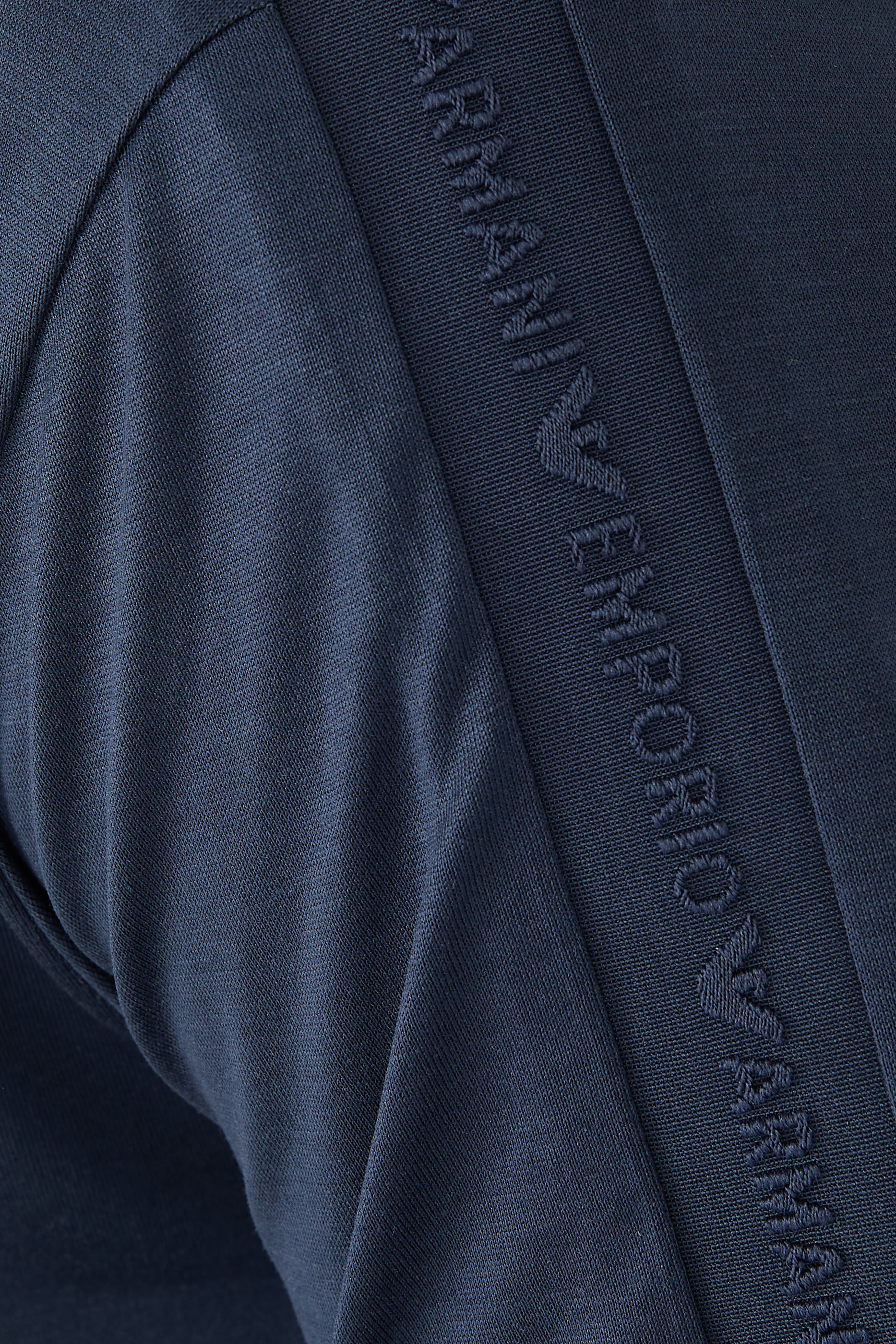 تيشرت قطن بشعار الماركة