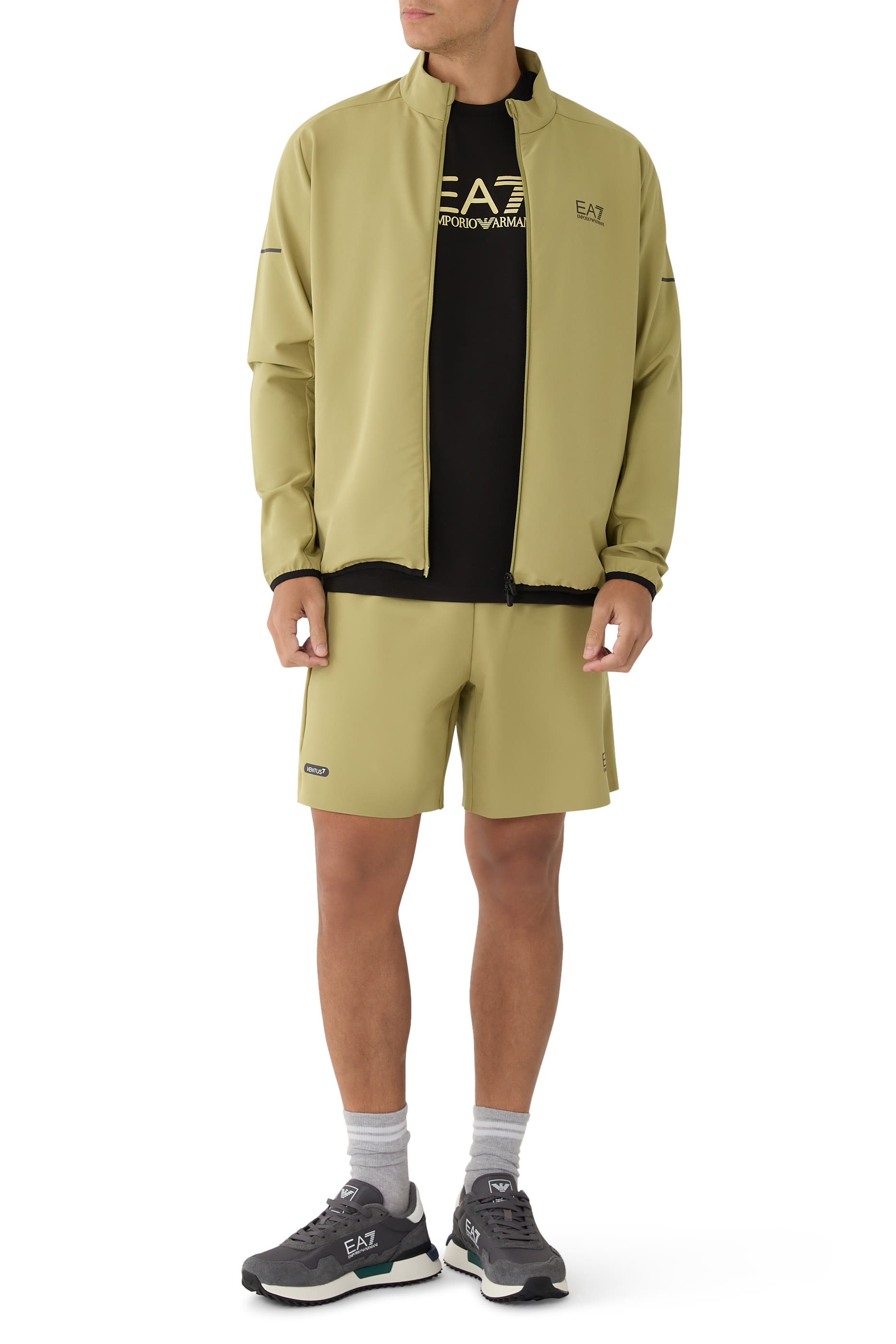 تيشيرت غولد ليبل بياقة ضيقة مزيج فيسكوز