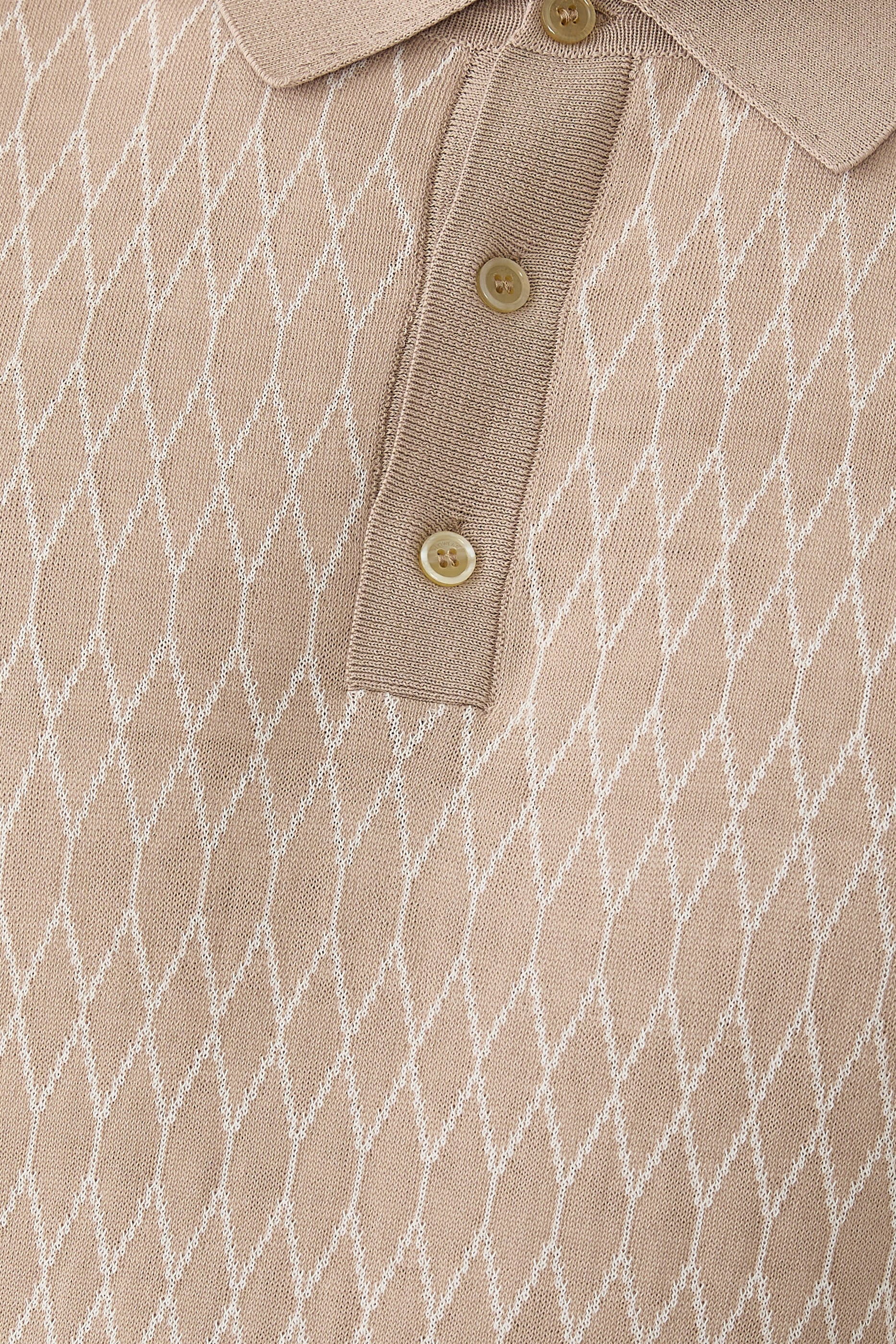 قميص بولو بصف أزرار