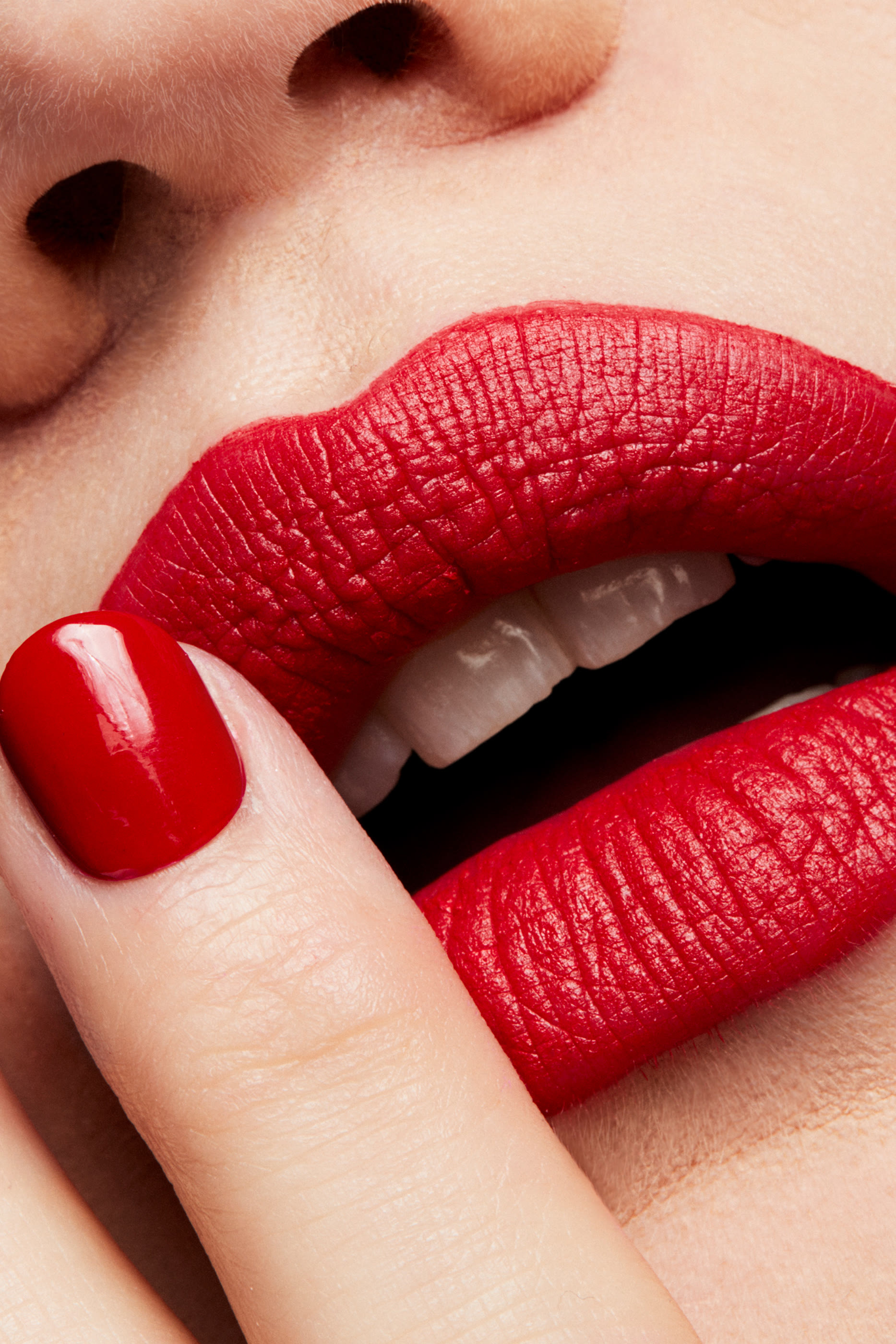 أحمر شفاه حريري ميني