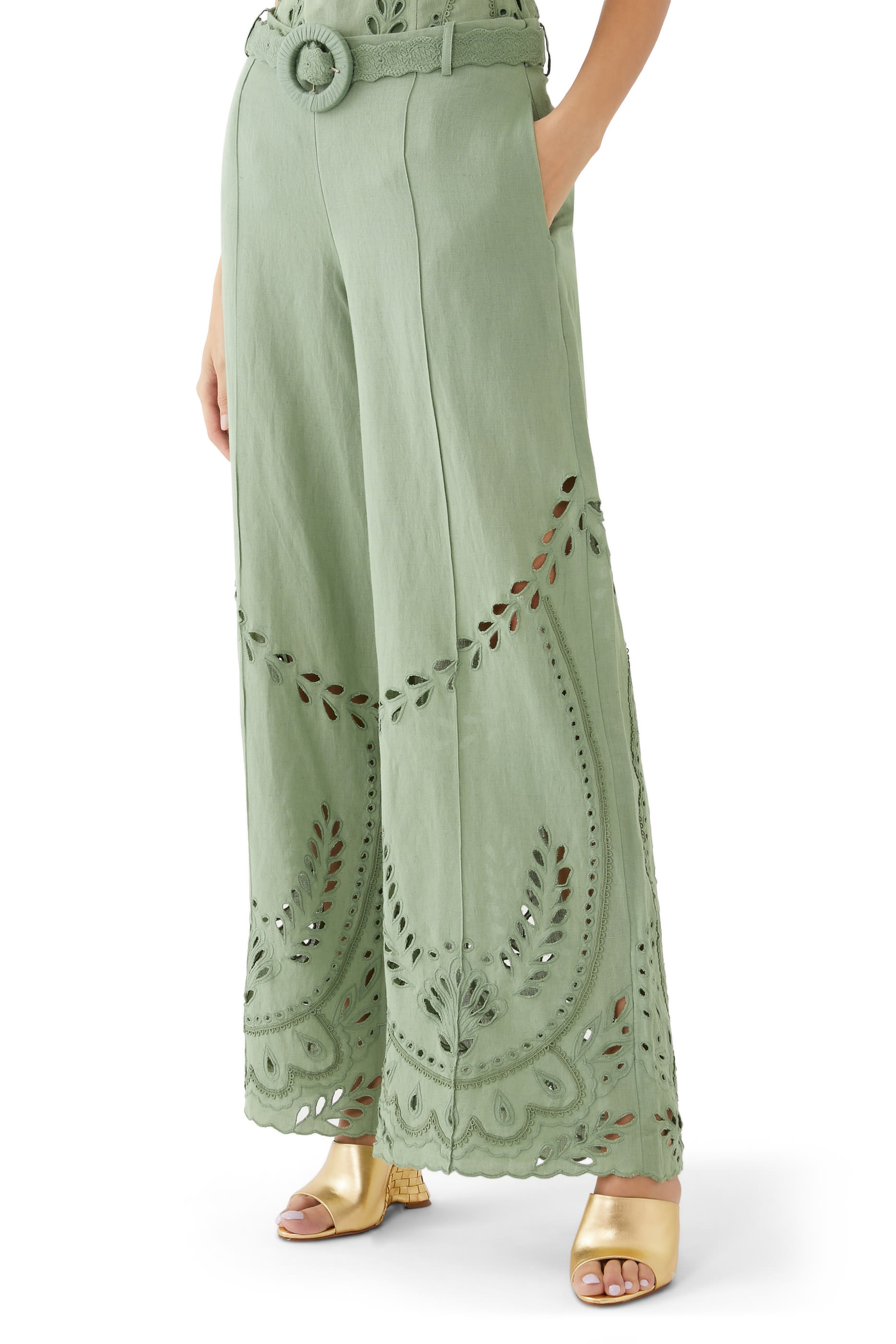 بنطال أليا واسع بحزام بمشبك