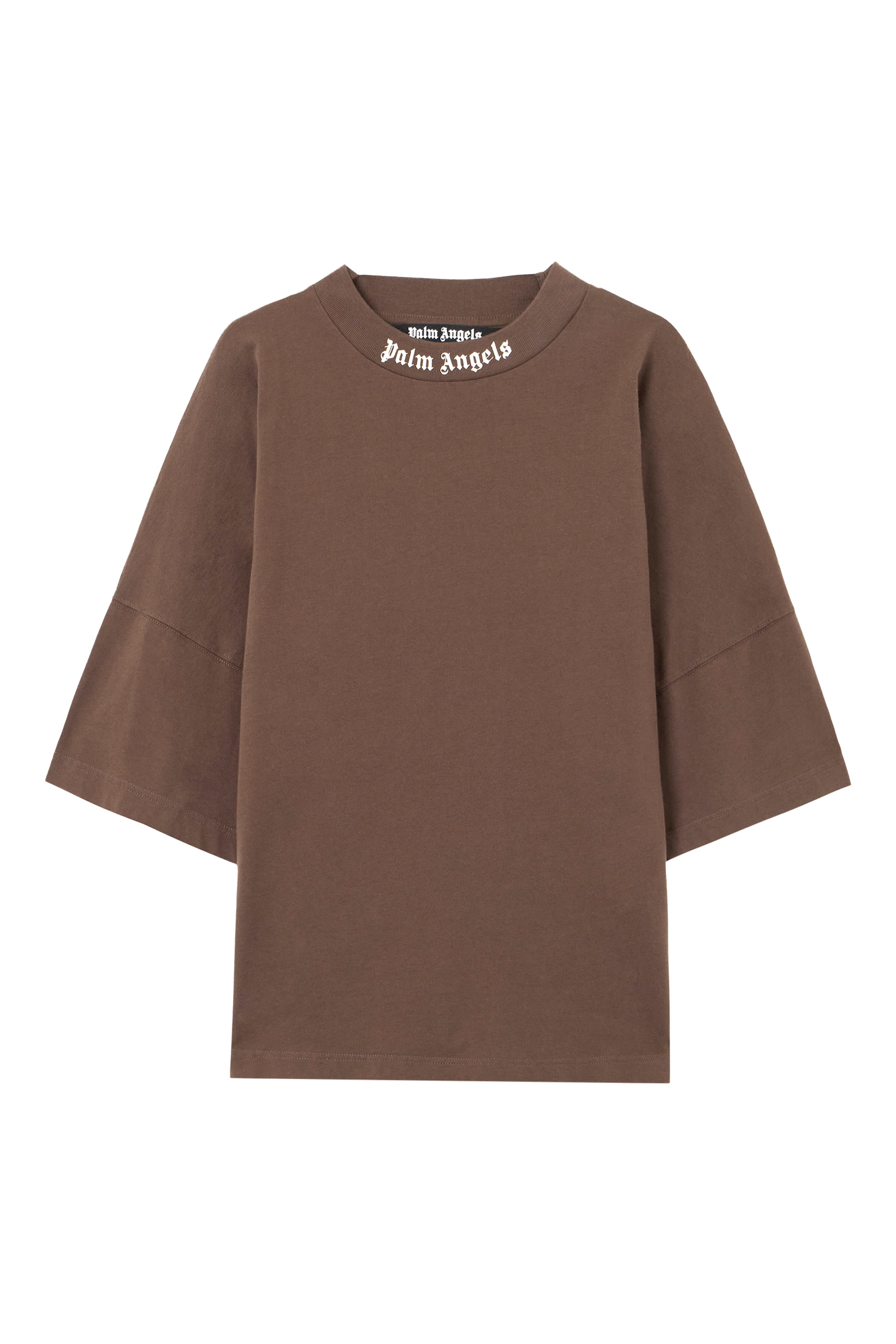 تيشيرت بشعار الماركة الكلاسيكي